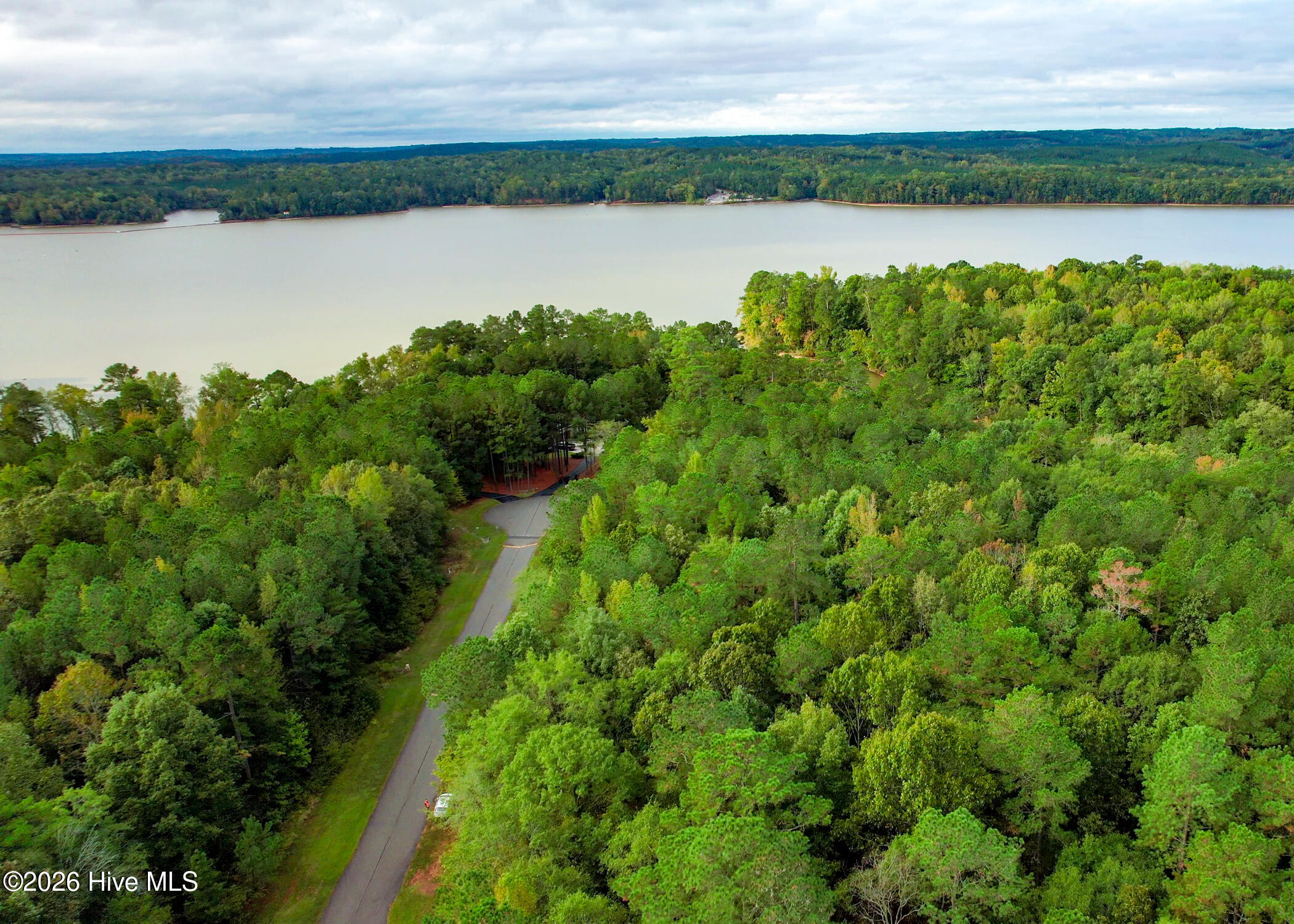 107 59 N State Lane Property Photo 3