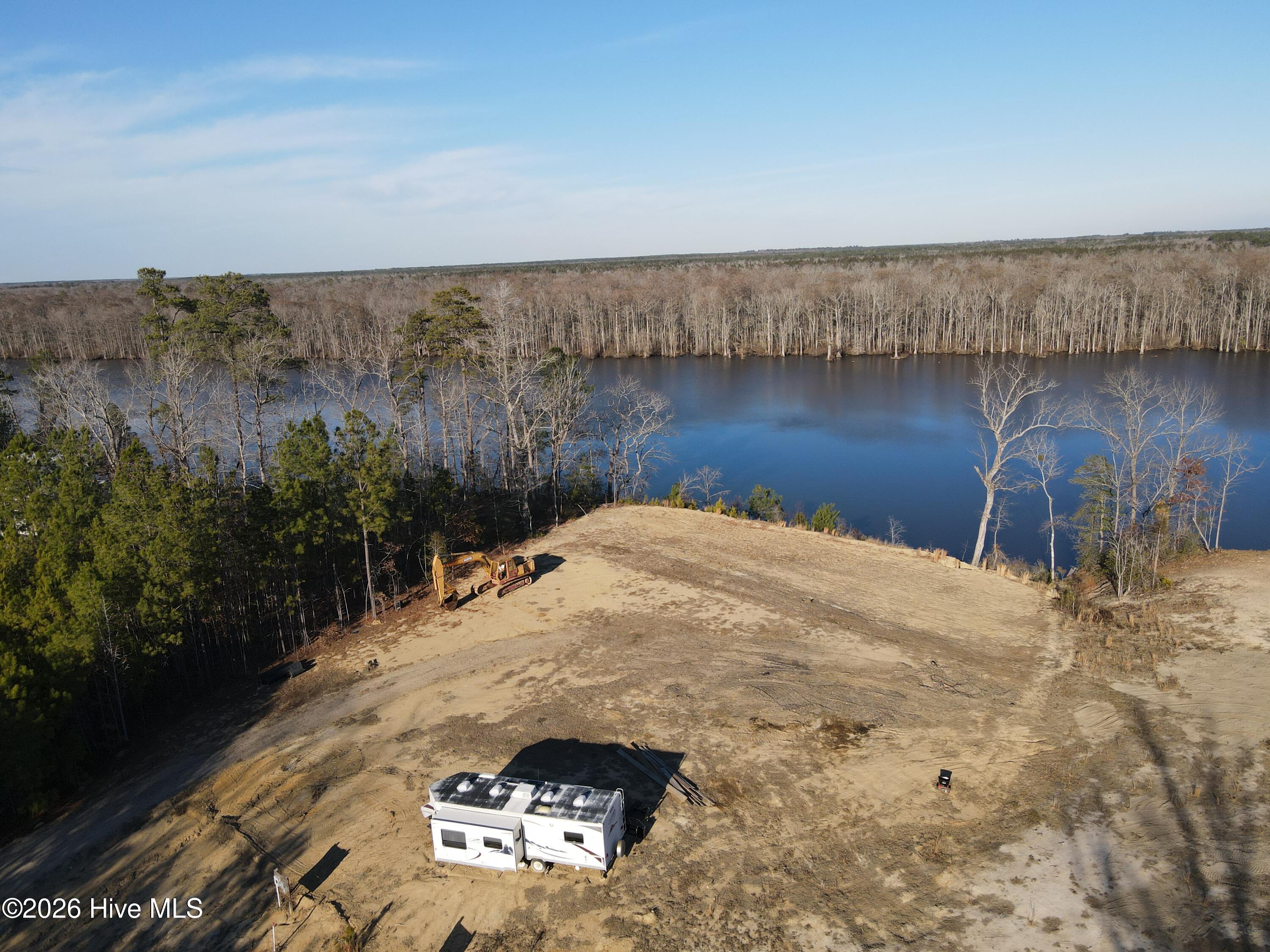 122 River Bluff Drive Property Photo 3