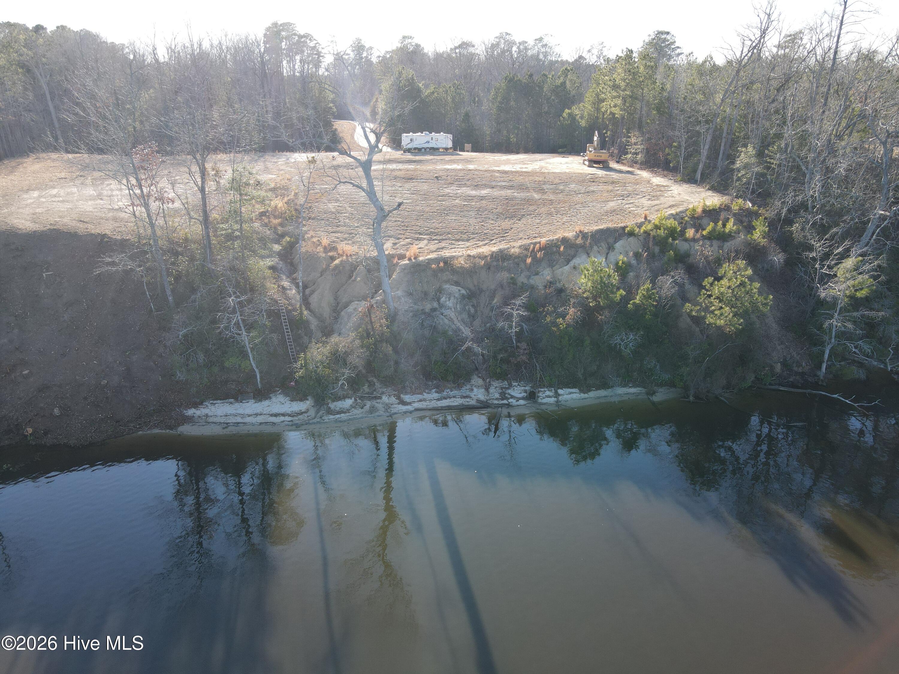 122 River Bluff Drive Property Photo 5