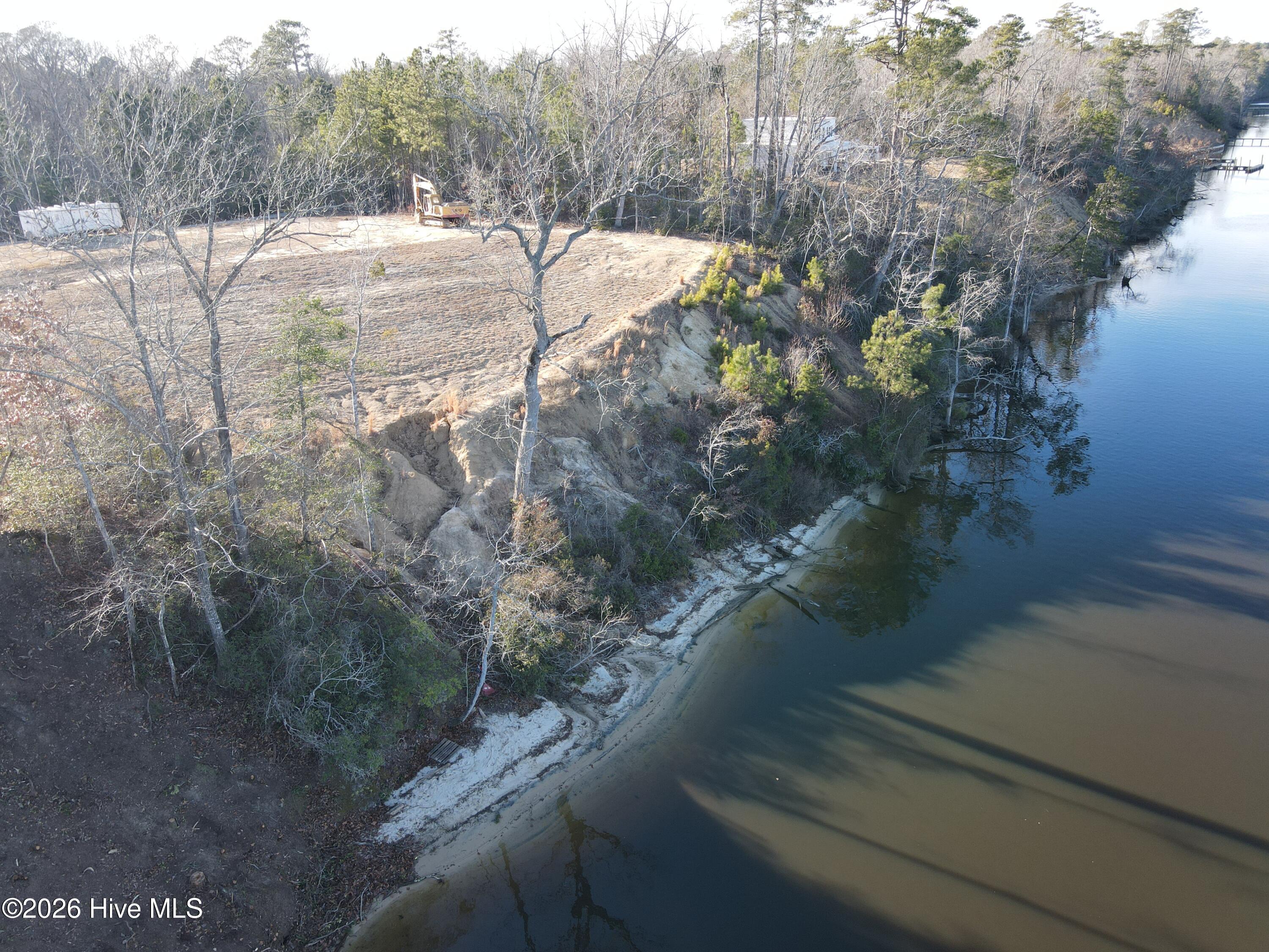 122 River Bluff Drive Property Photo 8