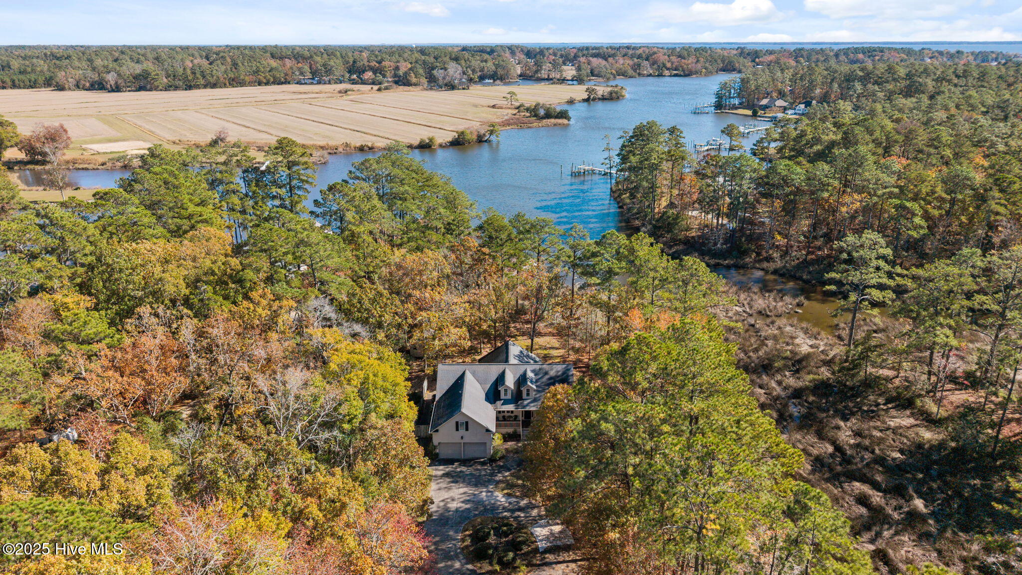 625 Plantation Parkway Property Photo 9