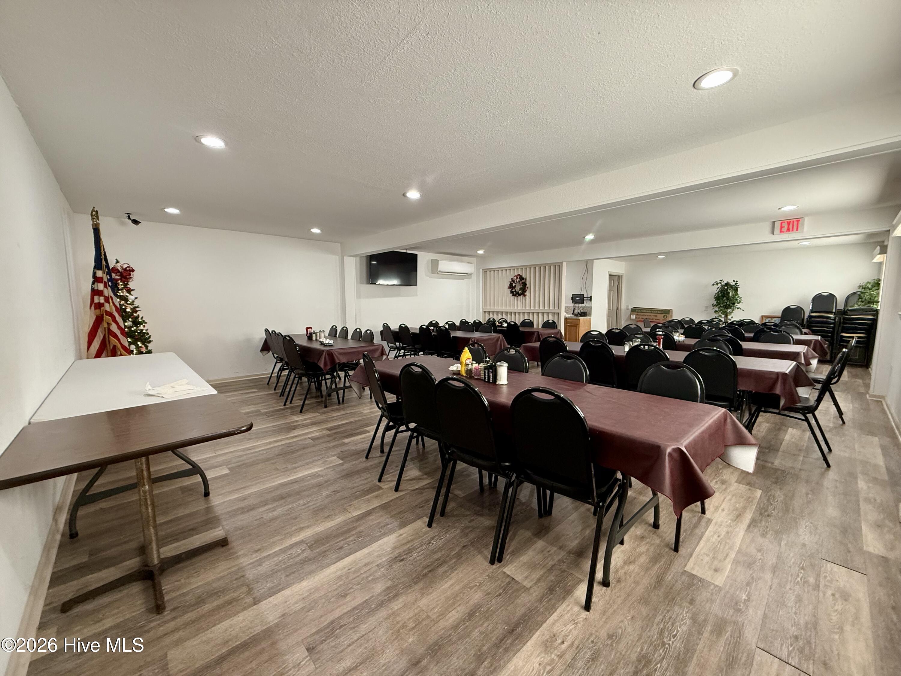 101 W Boulevard Property Photo 26
