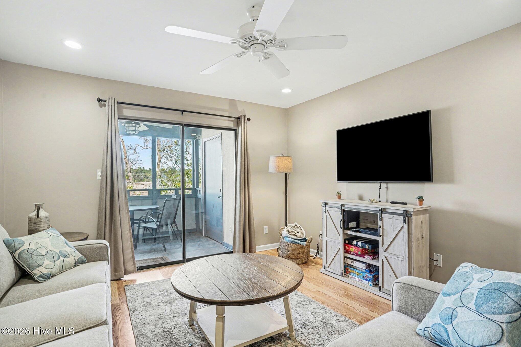 250 Maison Drive # H-11 Property Photo 12