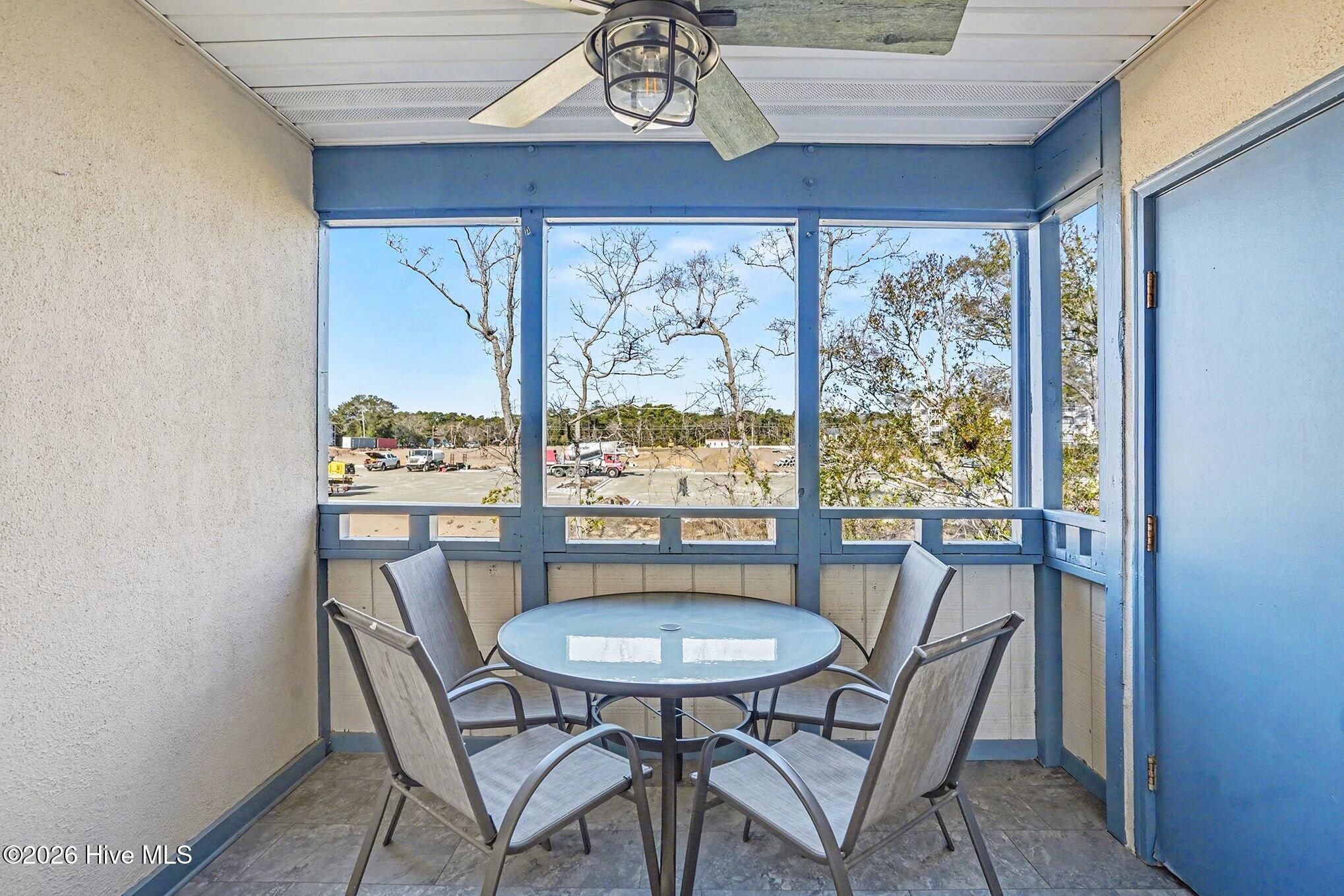 250 Maison Drive # H-11 Property Photo 25