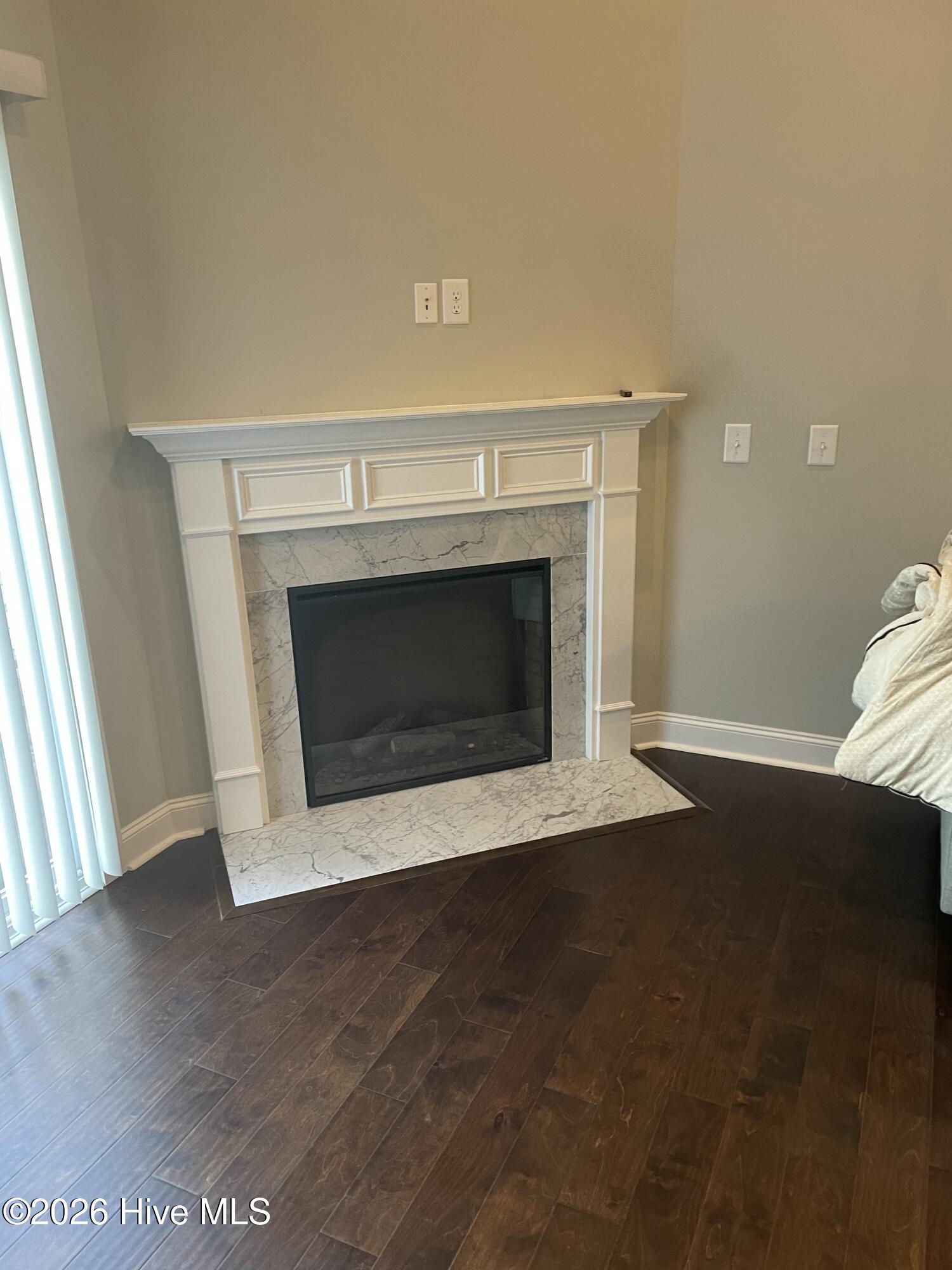 1823 Fox Den Way 2 Property Photo 15