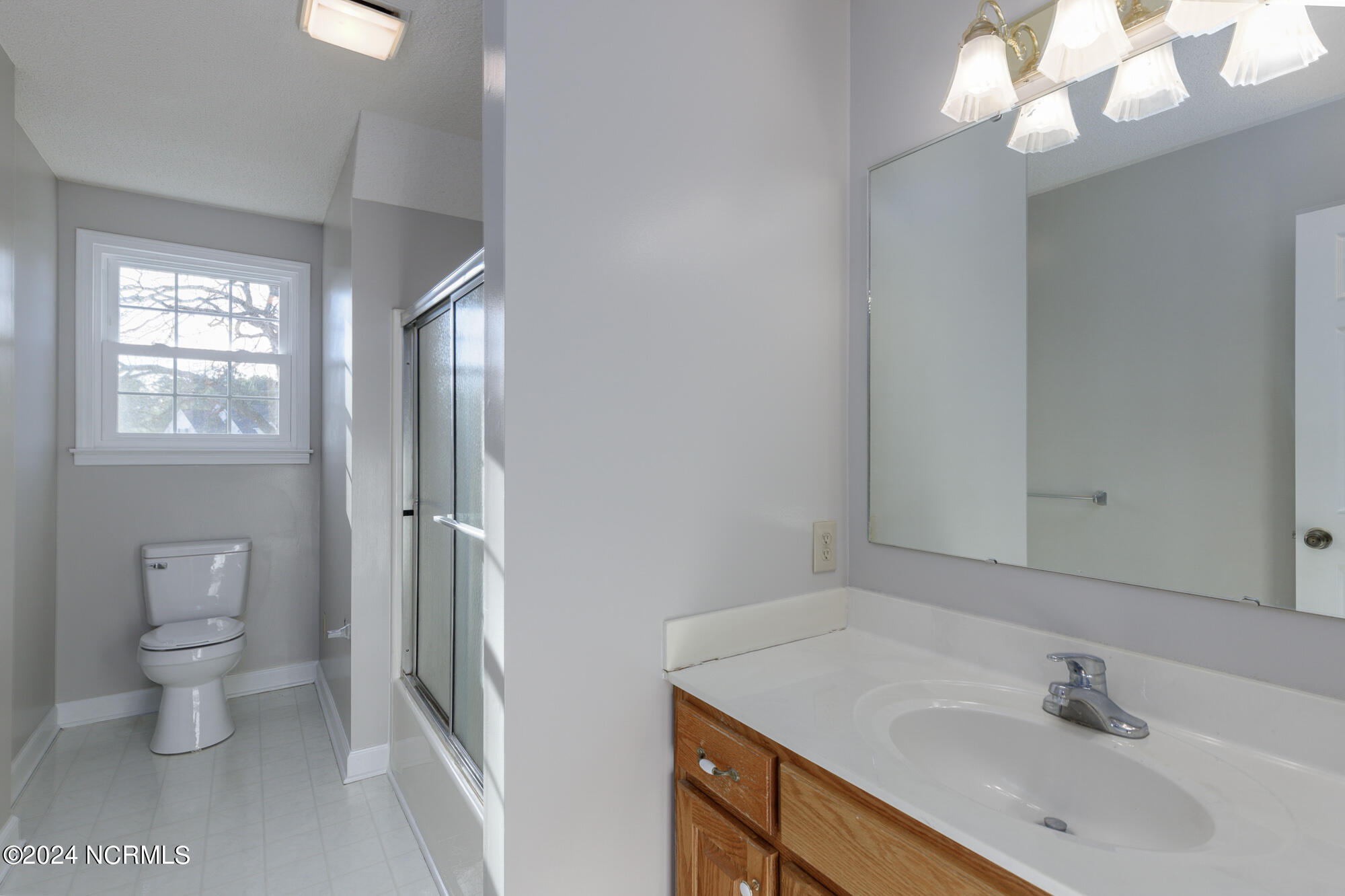 97 Planters Walk Lane Property Photo 34
