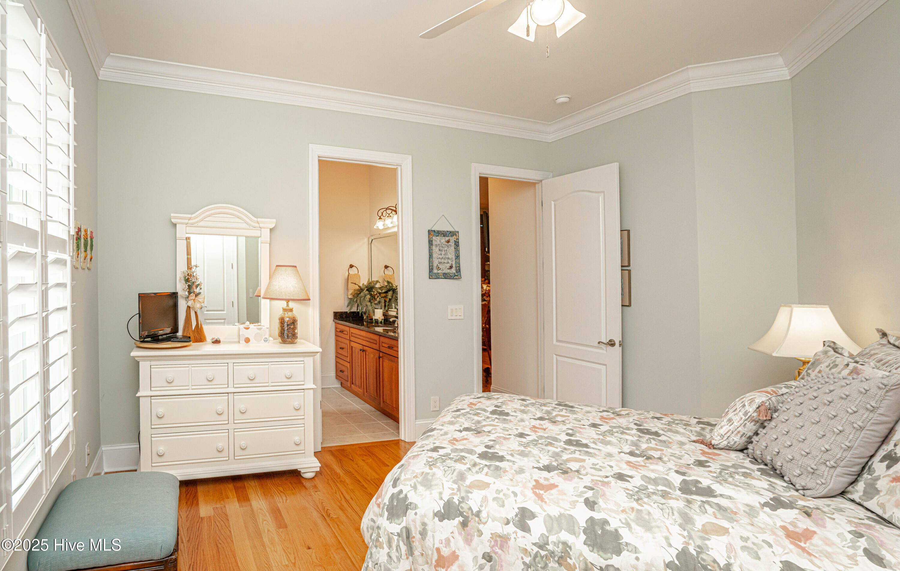 537 Gladstone Circle Sw Property Photo 39