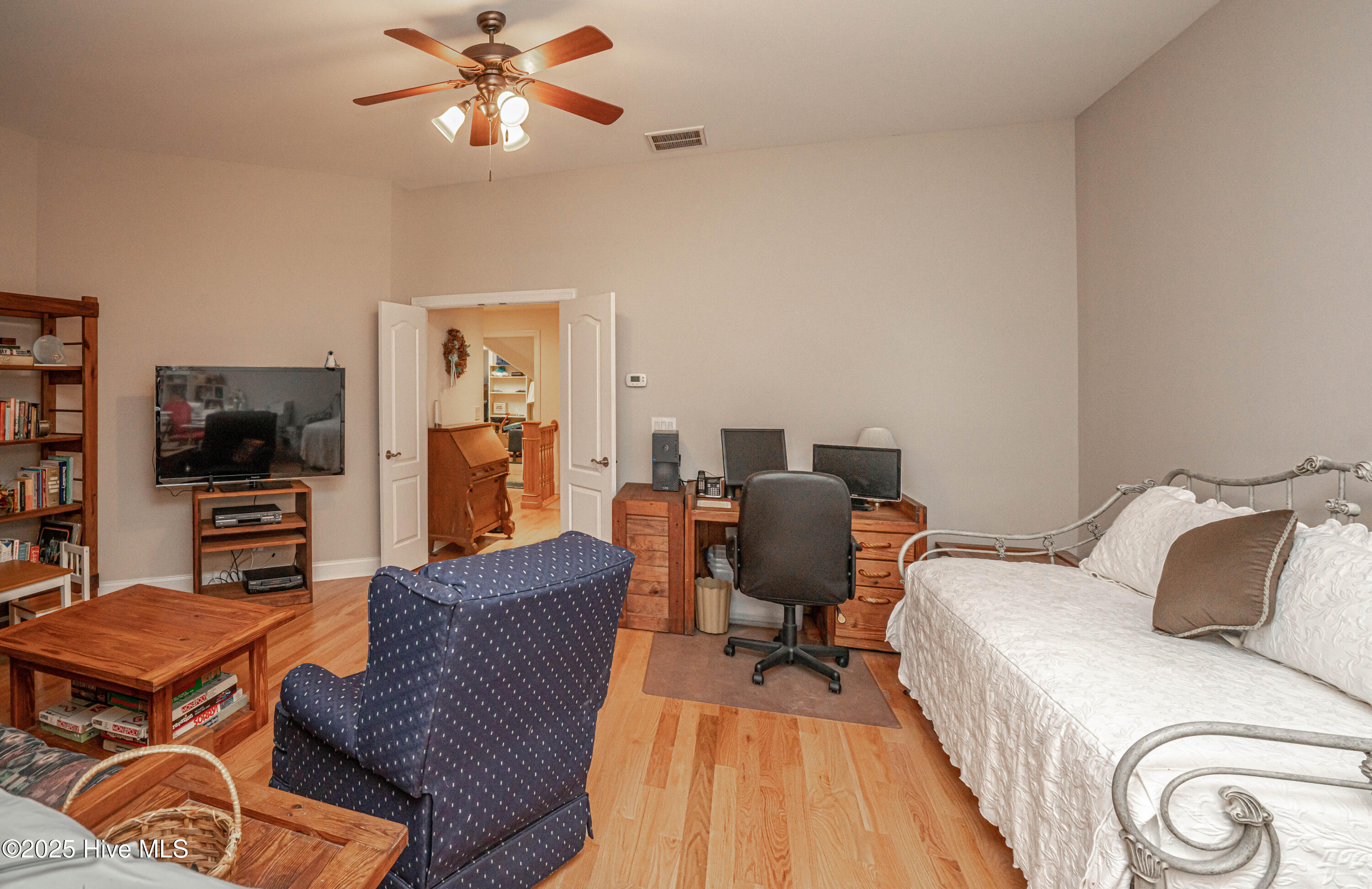 537 Gladstone Circle Sw Property Photo 49