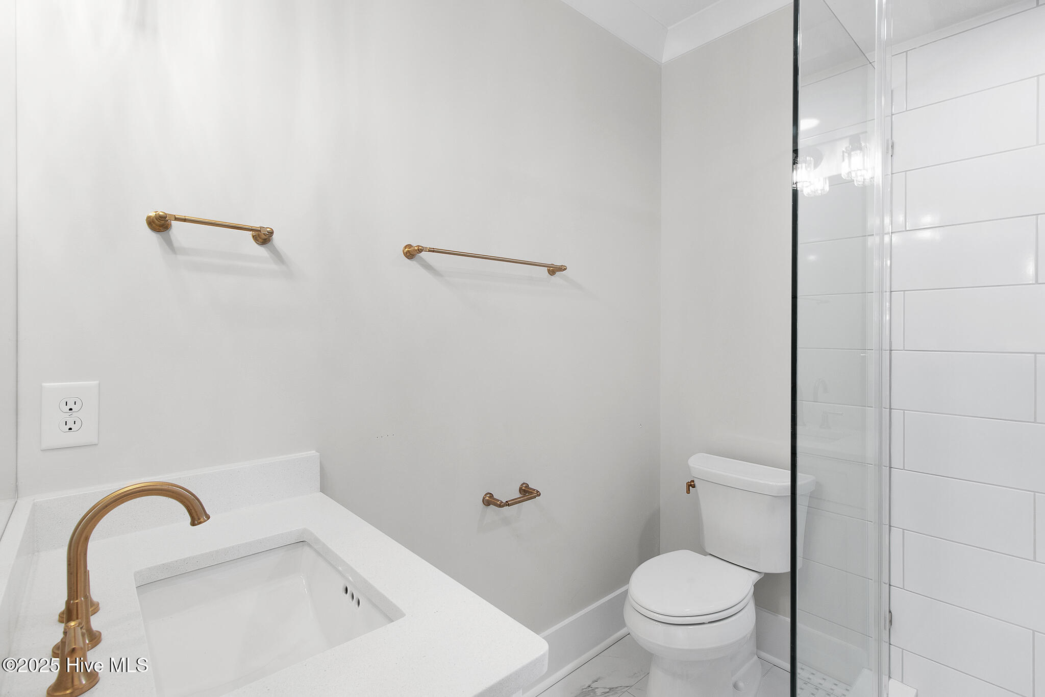 538 Sheldrake Court Property Photo 16