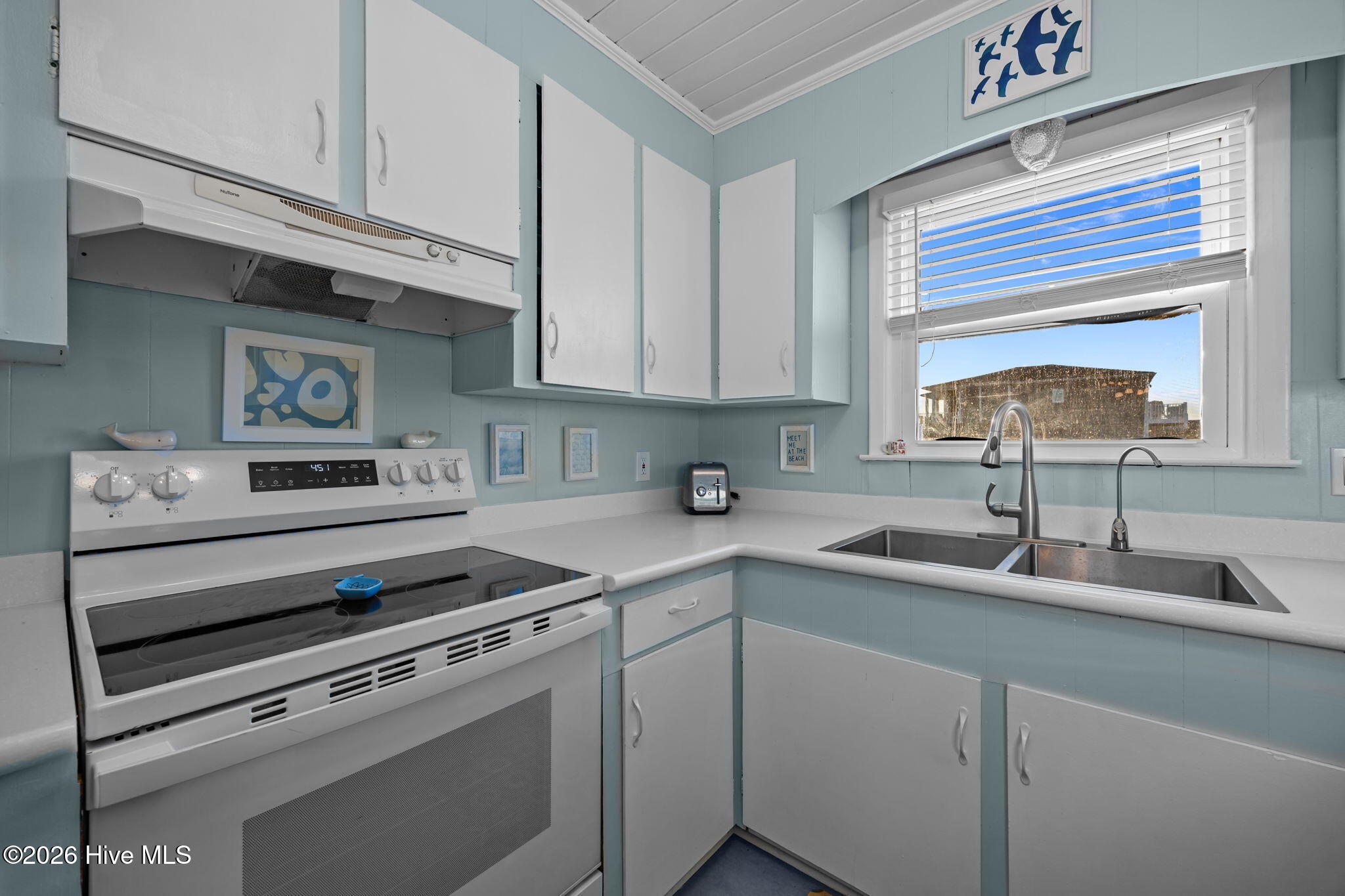170 Ocean Boulevard W Property Photo 31