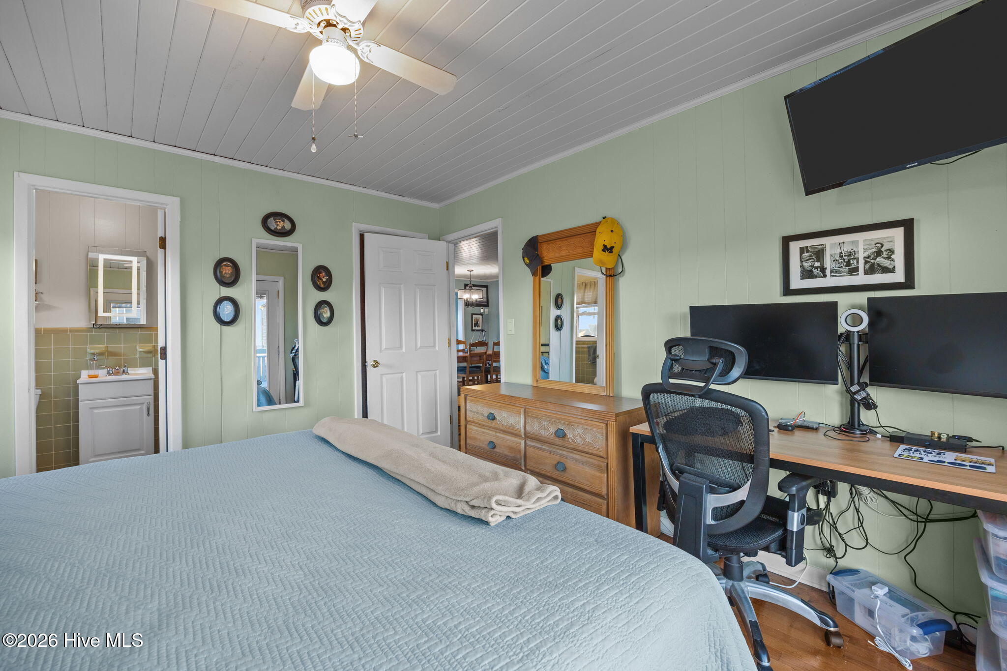 170 Ocean Boulevard W Property Photo 42