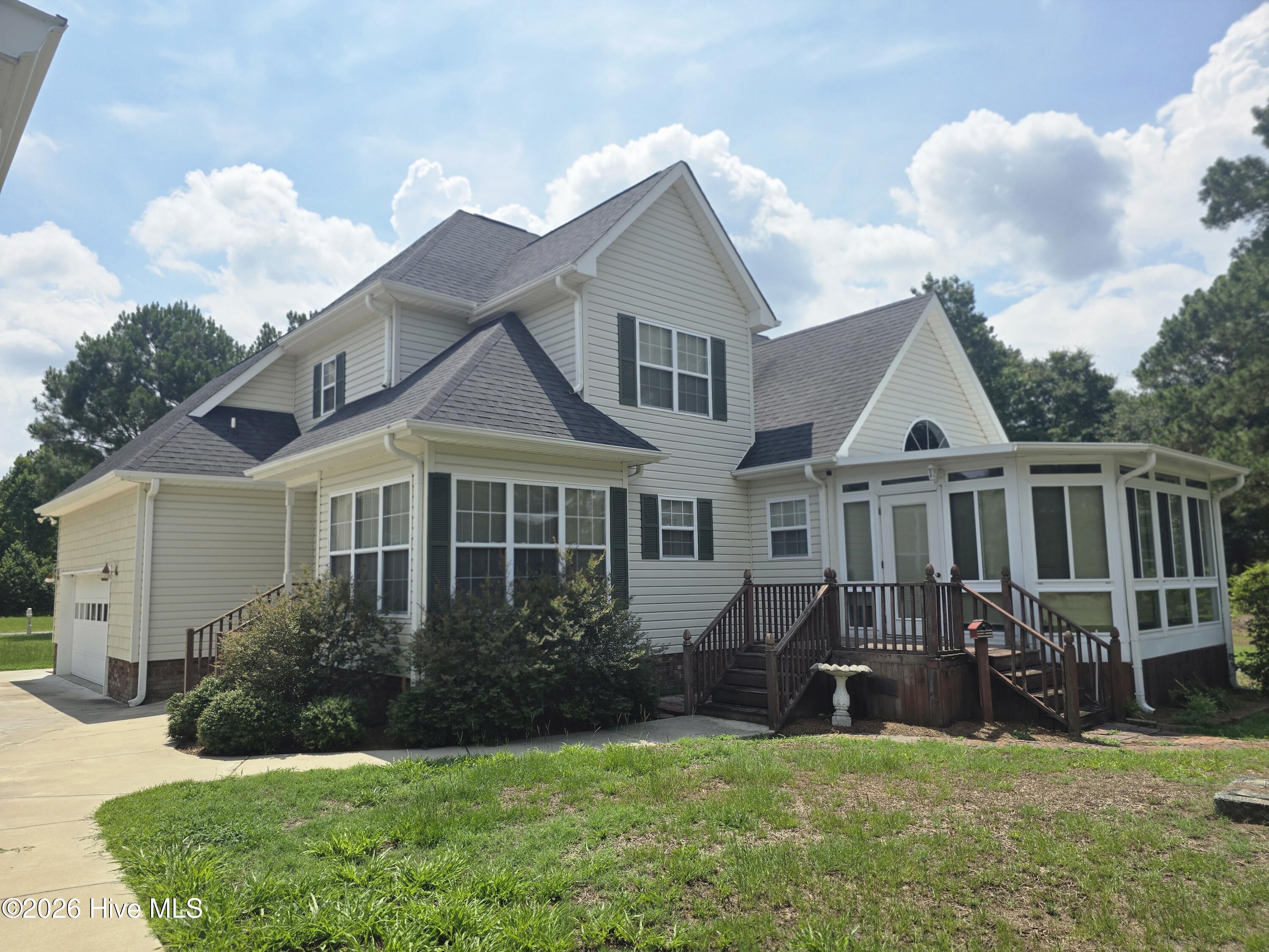 176 Laguna Trace Property Photo 5