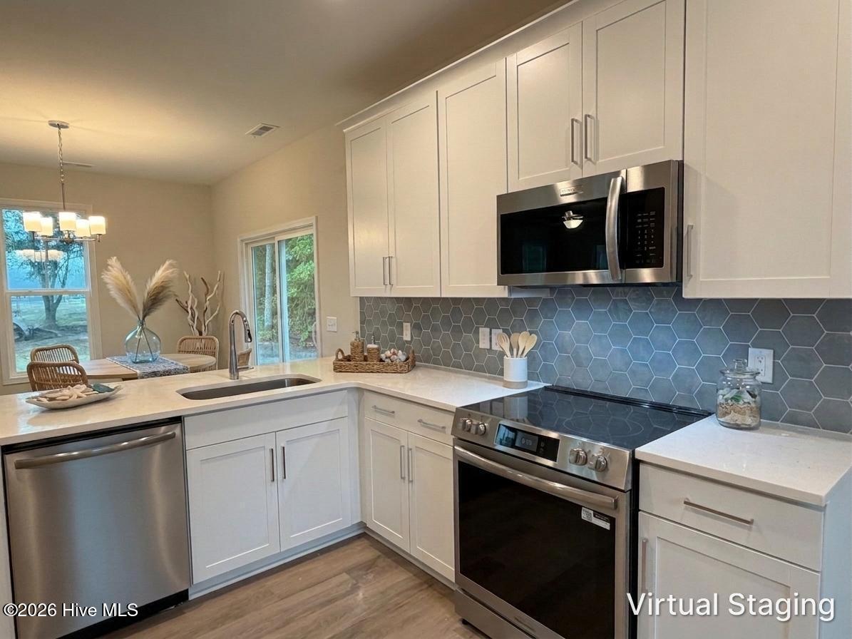 100 S Bandwheel Way Property Photo 7