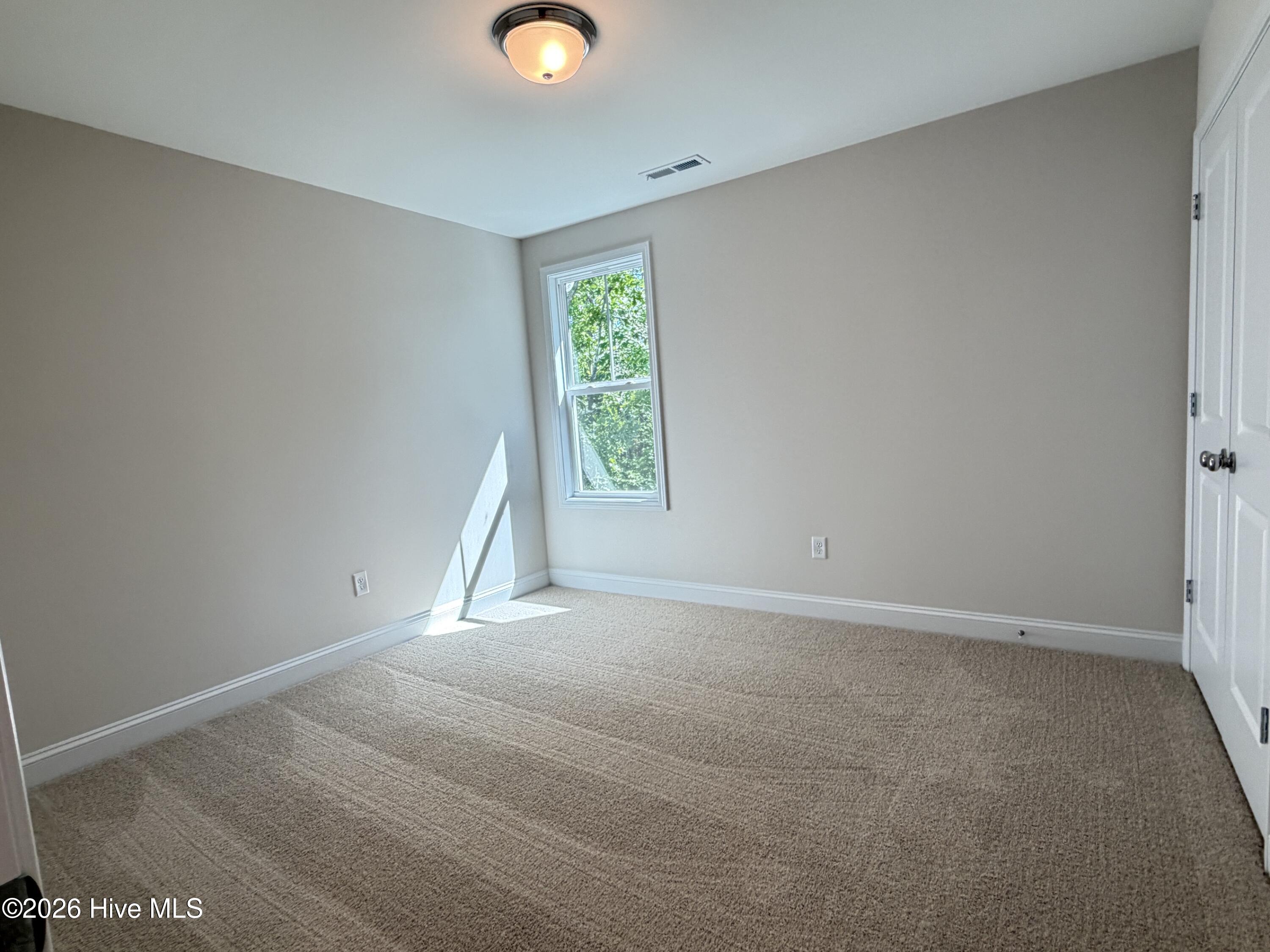 100 S Bandwheel Way Property Photo 15