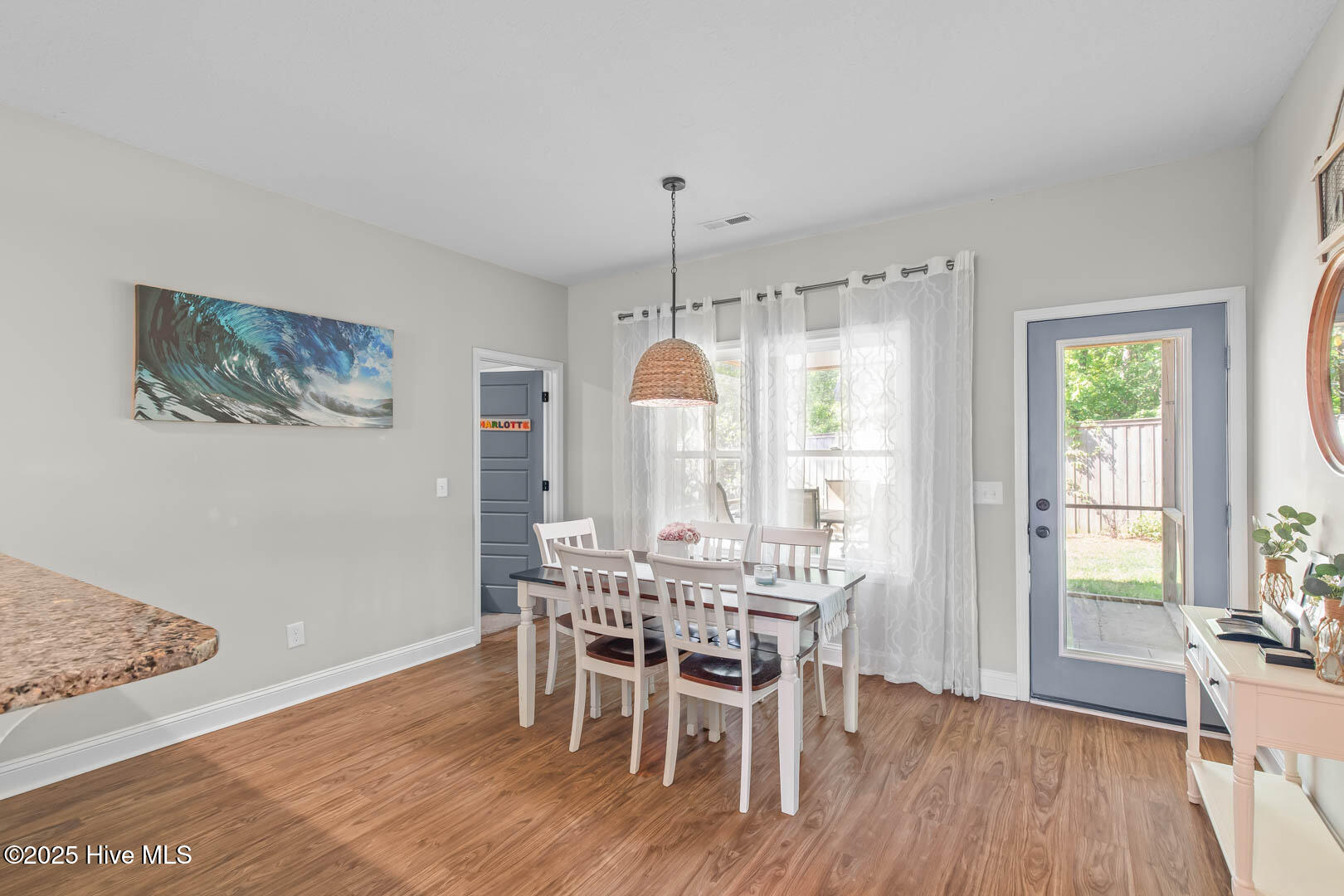 46 E Cloverfield Lane Property Photo 13