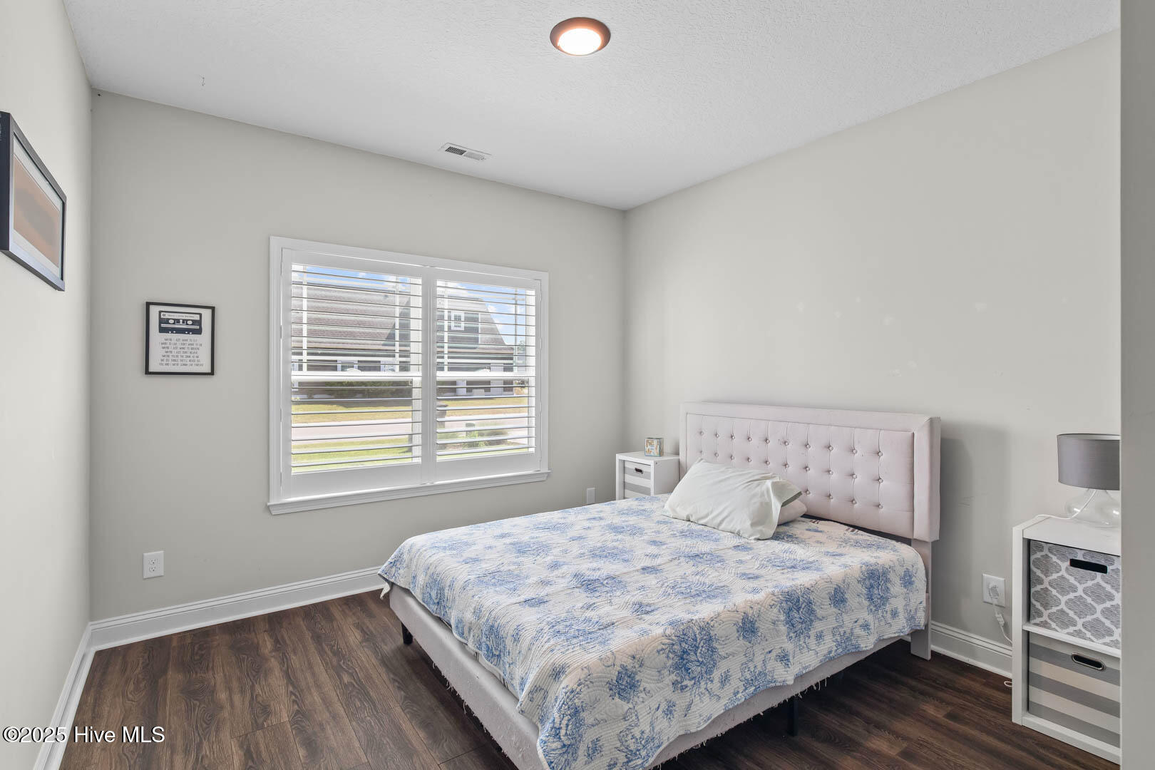 46 E Cloverfield Lane Property Photo 20