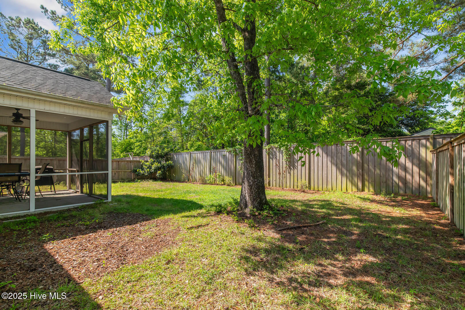 46 E Cloverfield Lane Property Photo 36