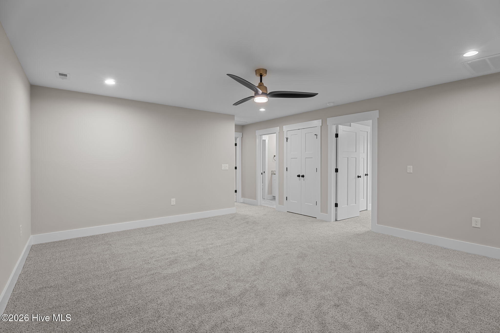 438 Hillard Lane Property Photo 15