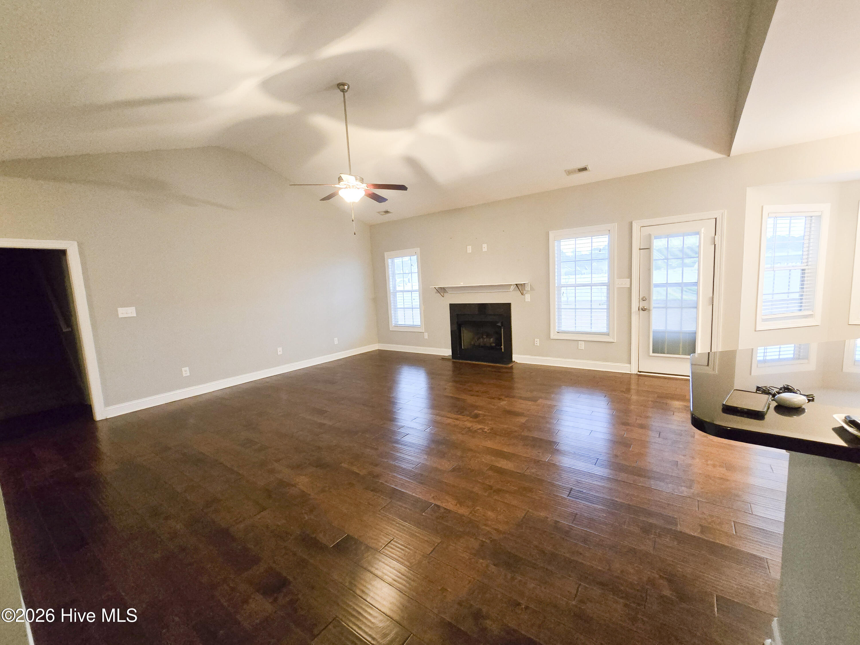 412 Moss Springs Drive Property Photo 4