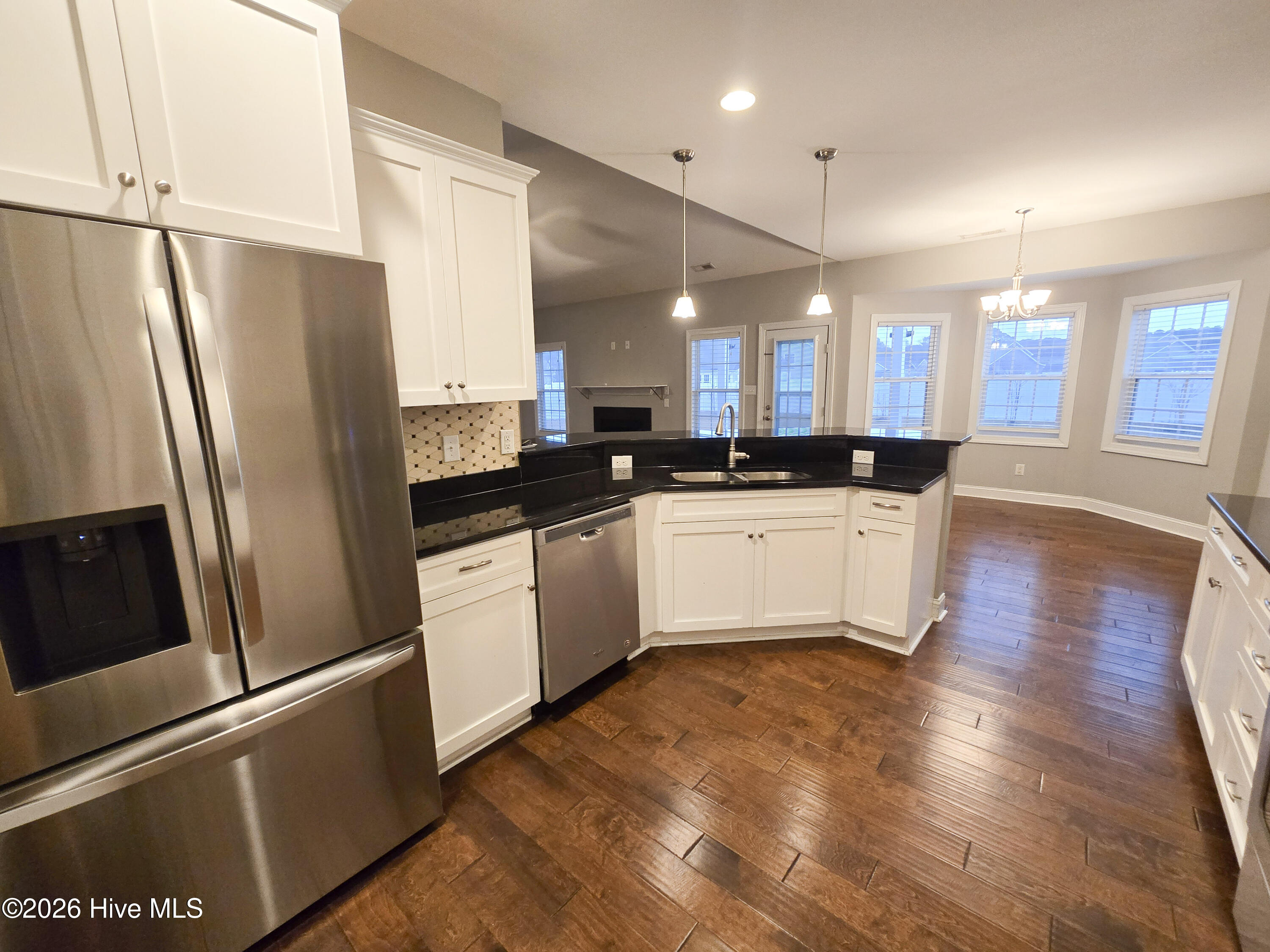 412 Moss Springs Drive Property Photo 7