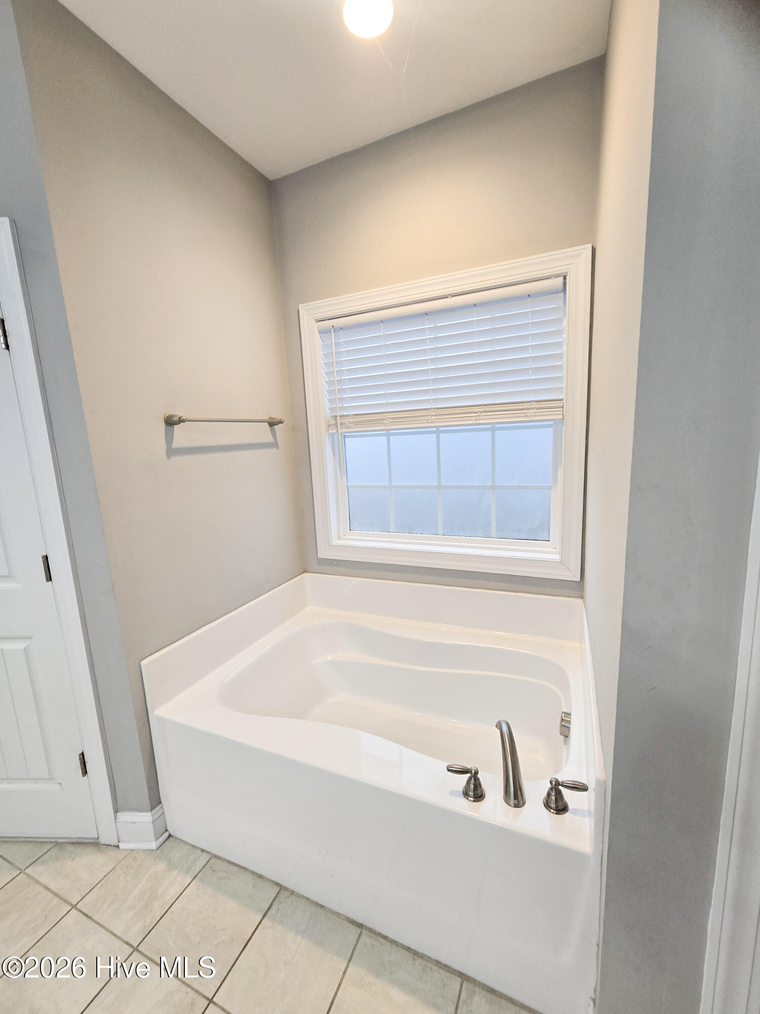 412 Moss Springs Drive Property Photo 14