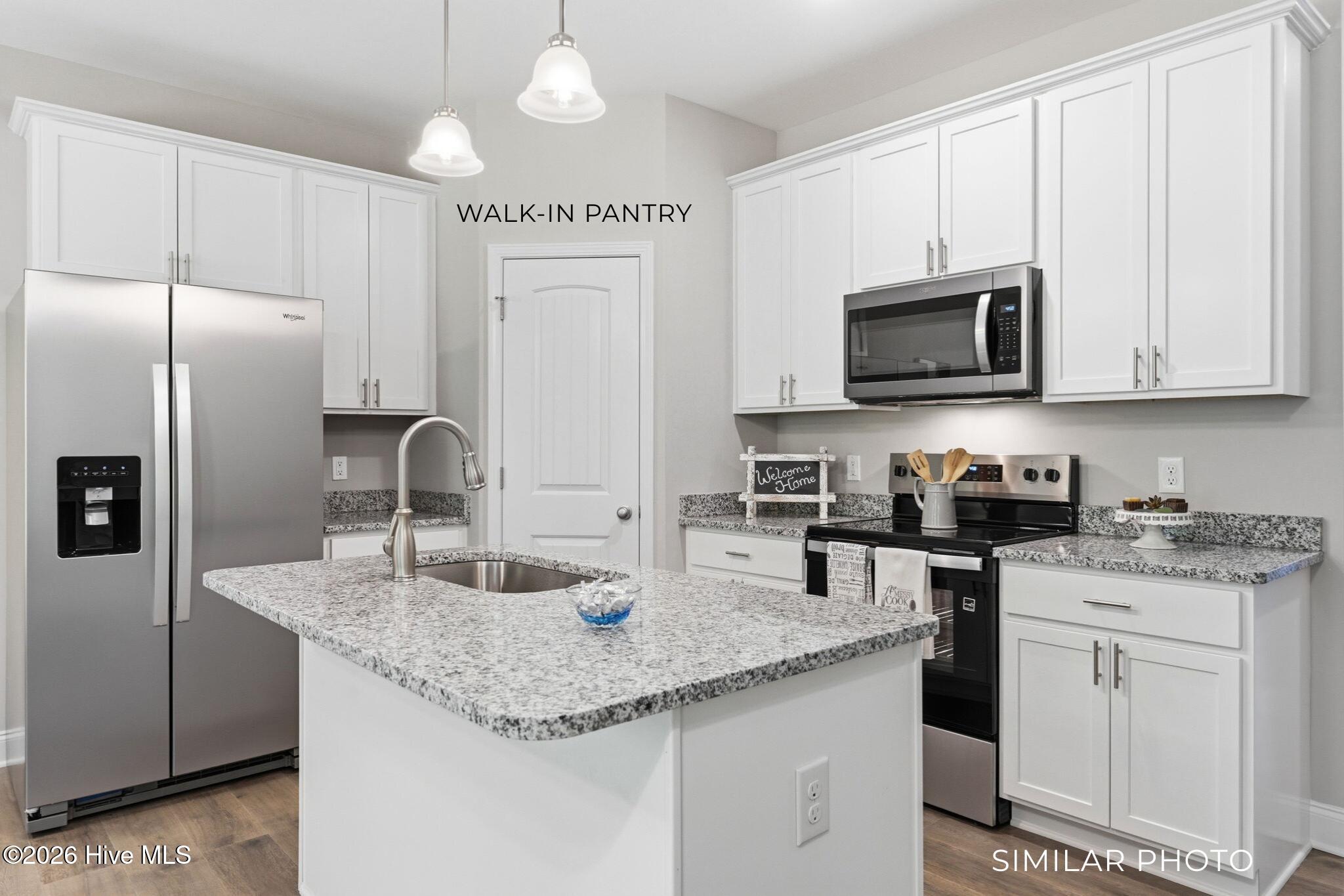 211 Holly Sands Loop Property Photo 14