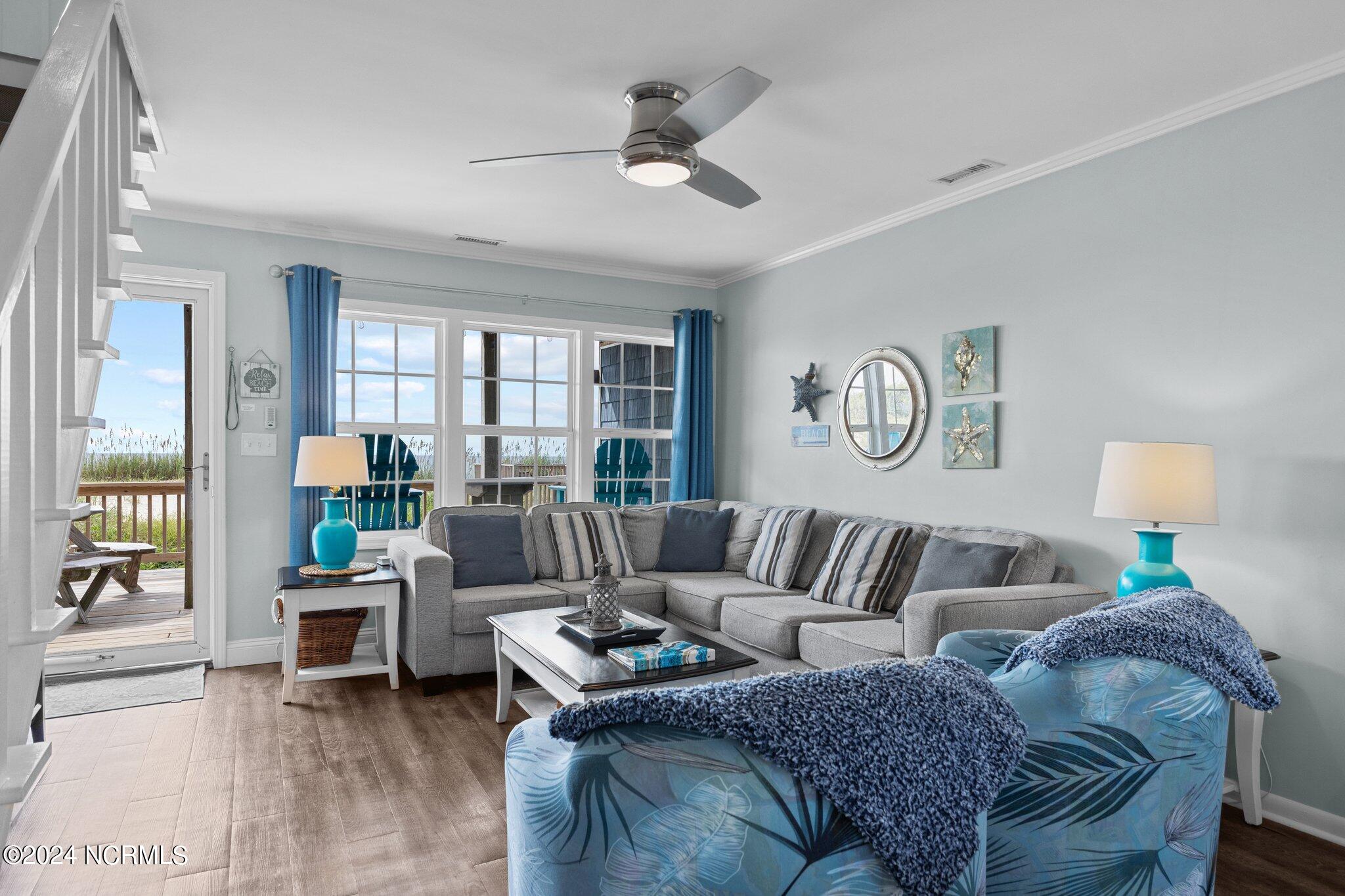 5213 Ocean Drive E&w Property Photo 5