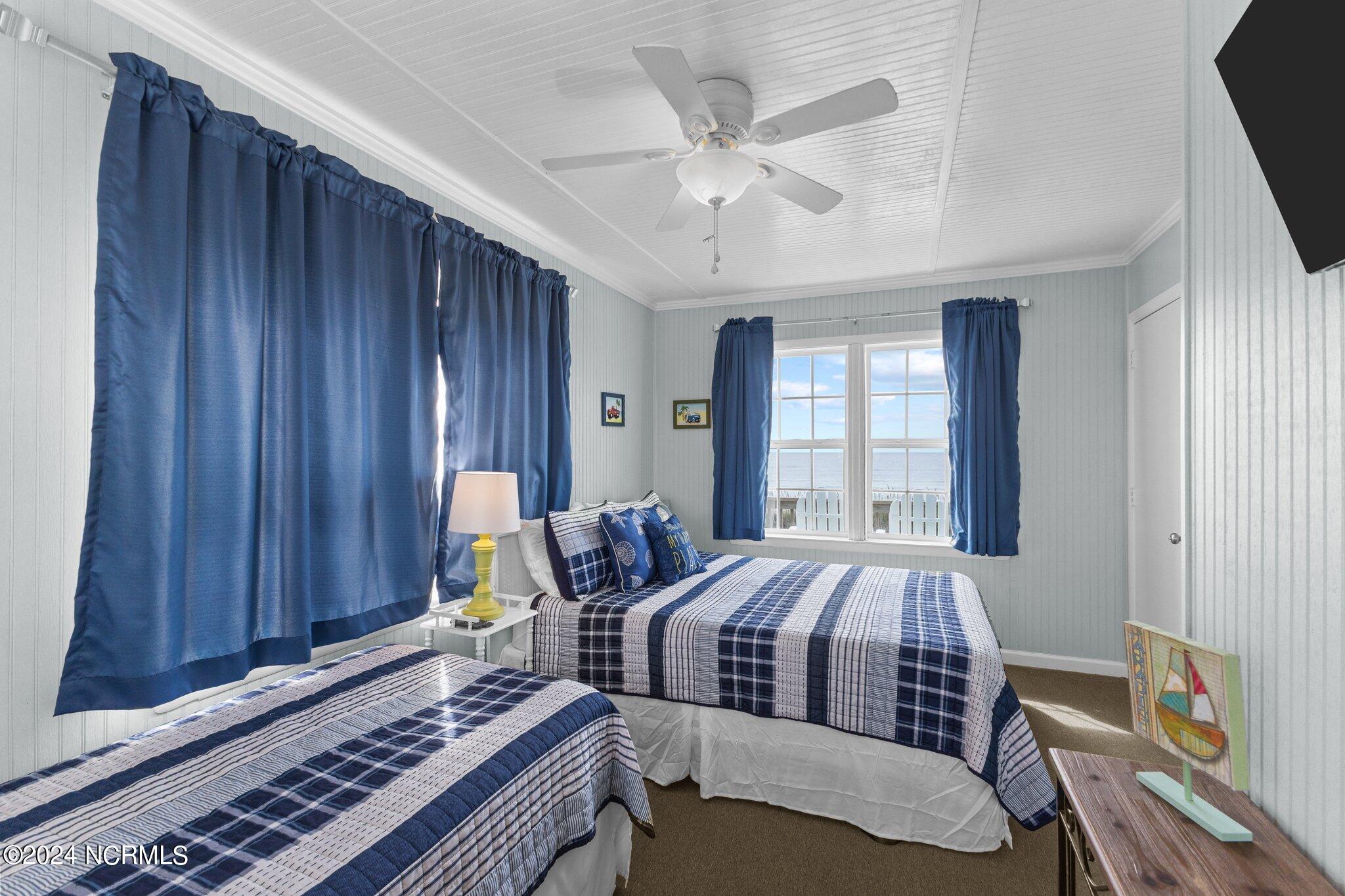 5213 Ocean Drive E&w Property Photo 15