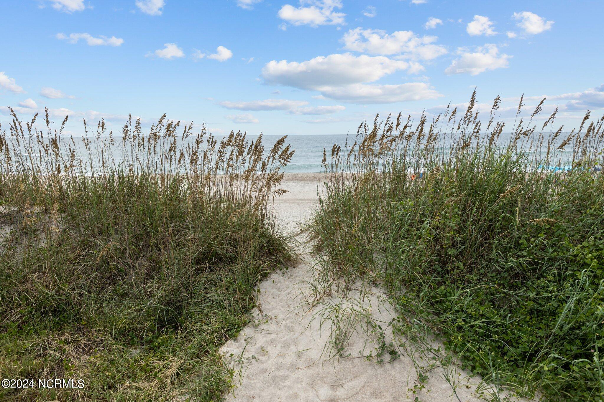 5213 Ocean Drive E&w Property Photo 45
