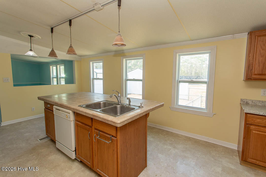 423 Gray Drive Sw Property Photo 10