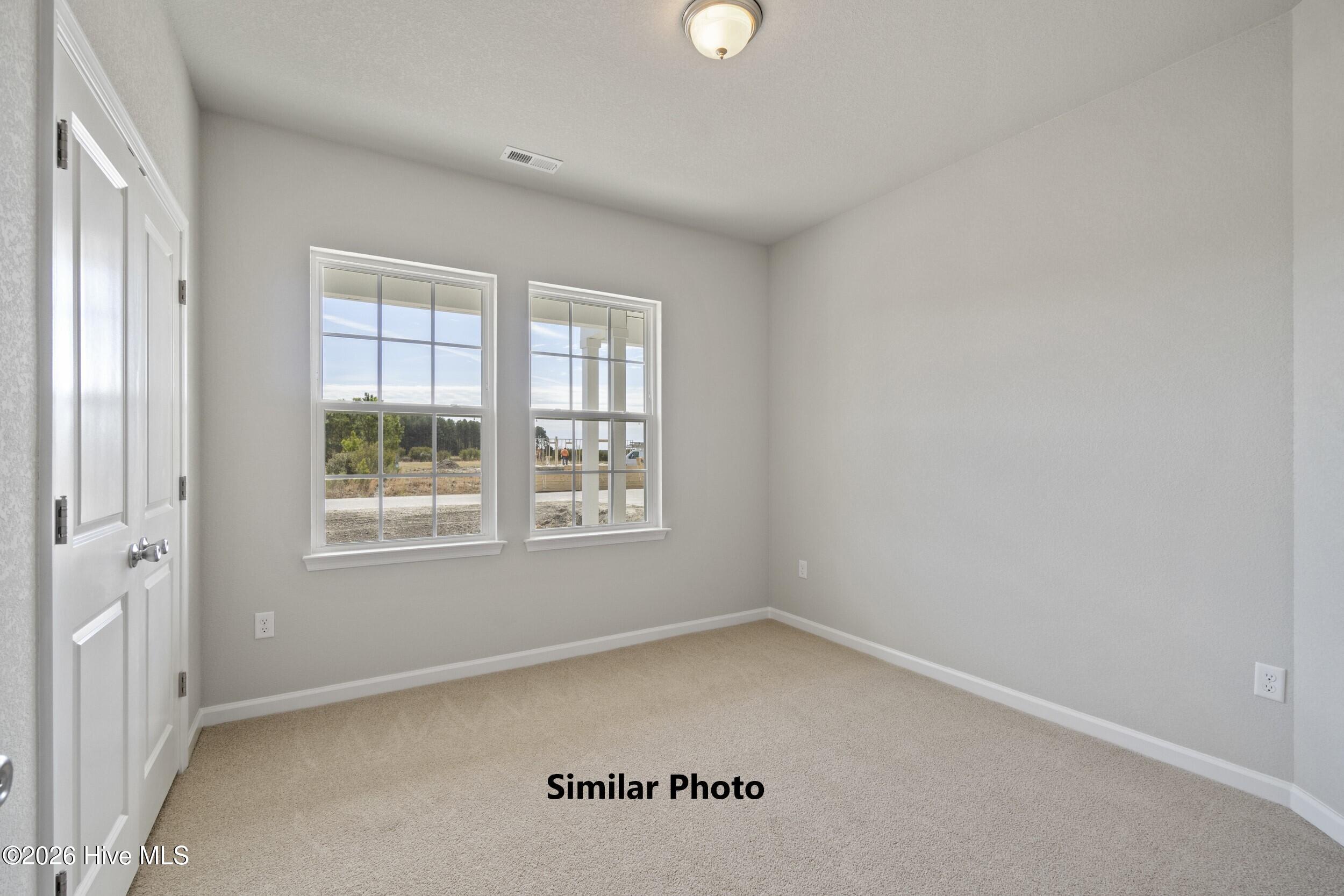 210 Halifax Court Property Photo 19