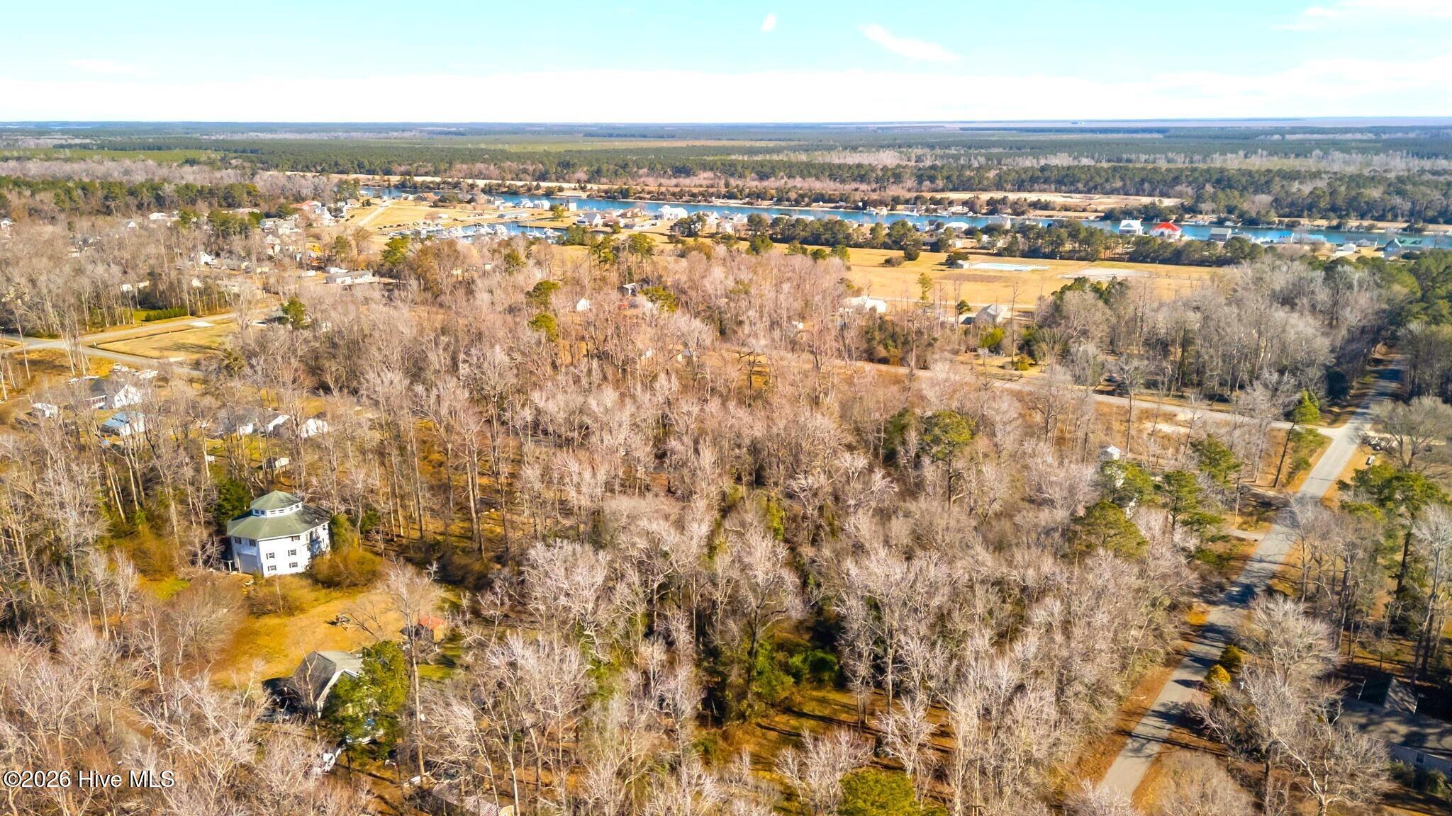 107 Tradewinds Road Property Photo 10