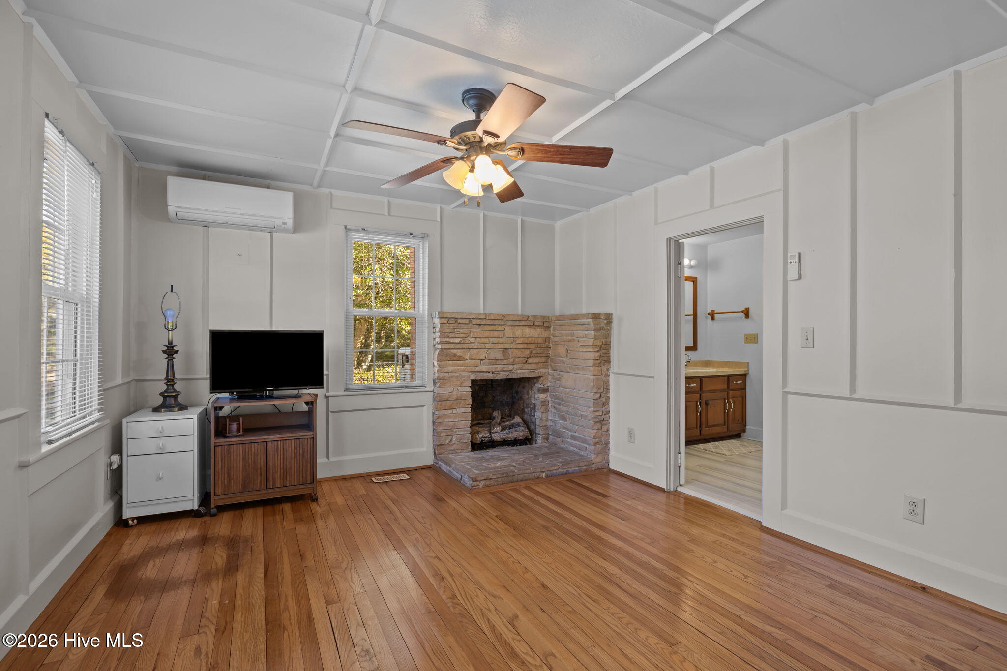 664 Seashore Drive Property Photo 8