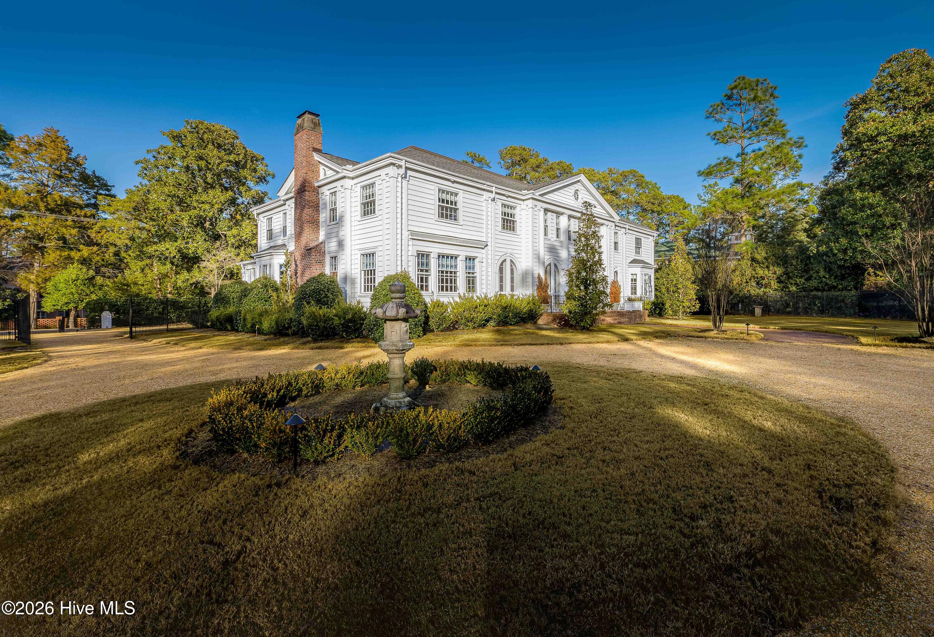 12 E Barrett Road Property Photo 8