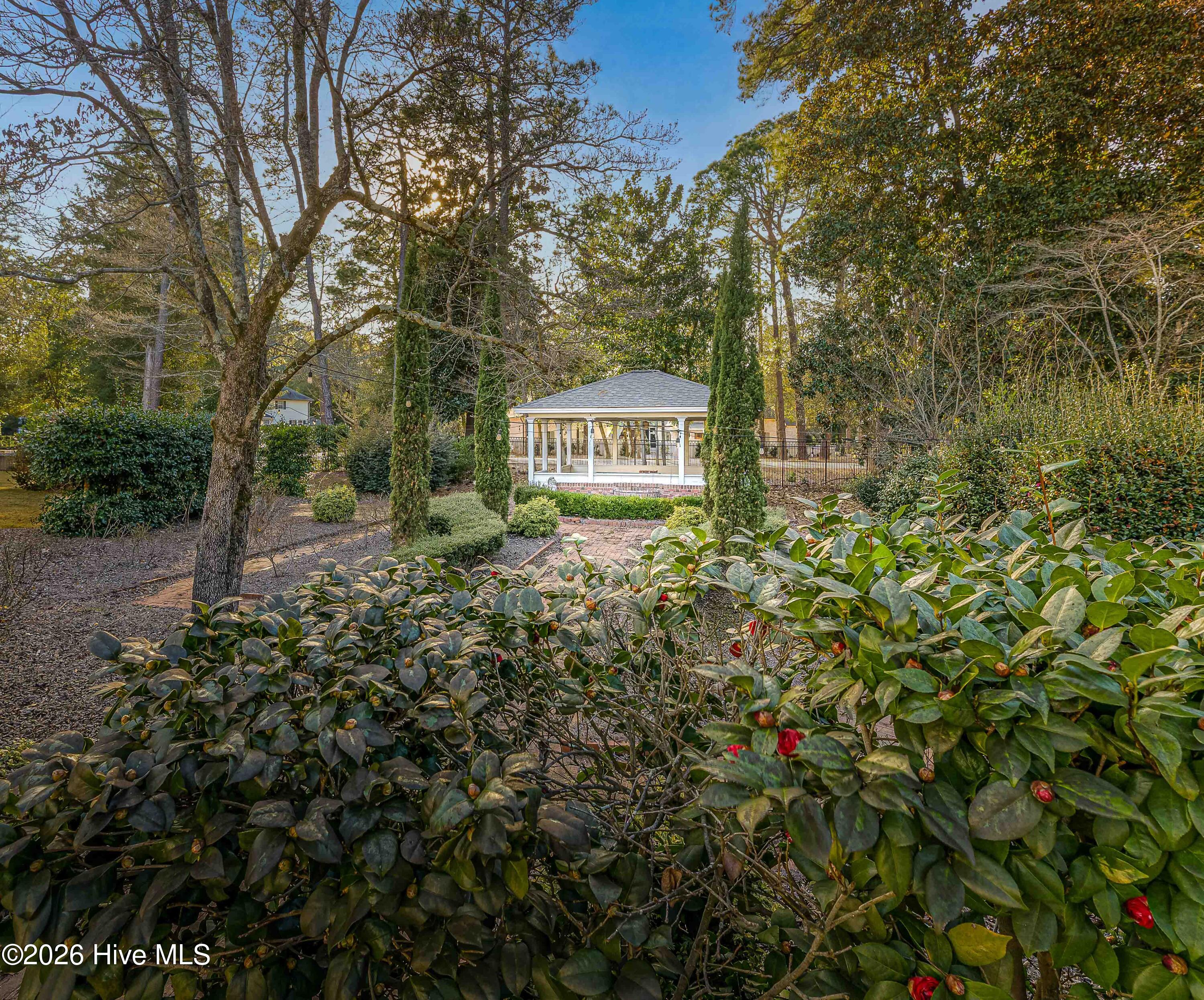 12 E Barrett Road Property Photo 10