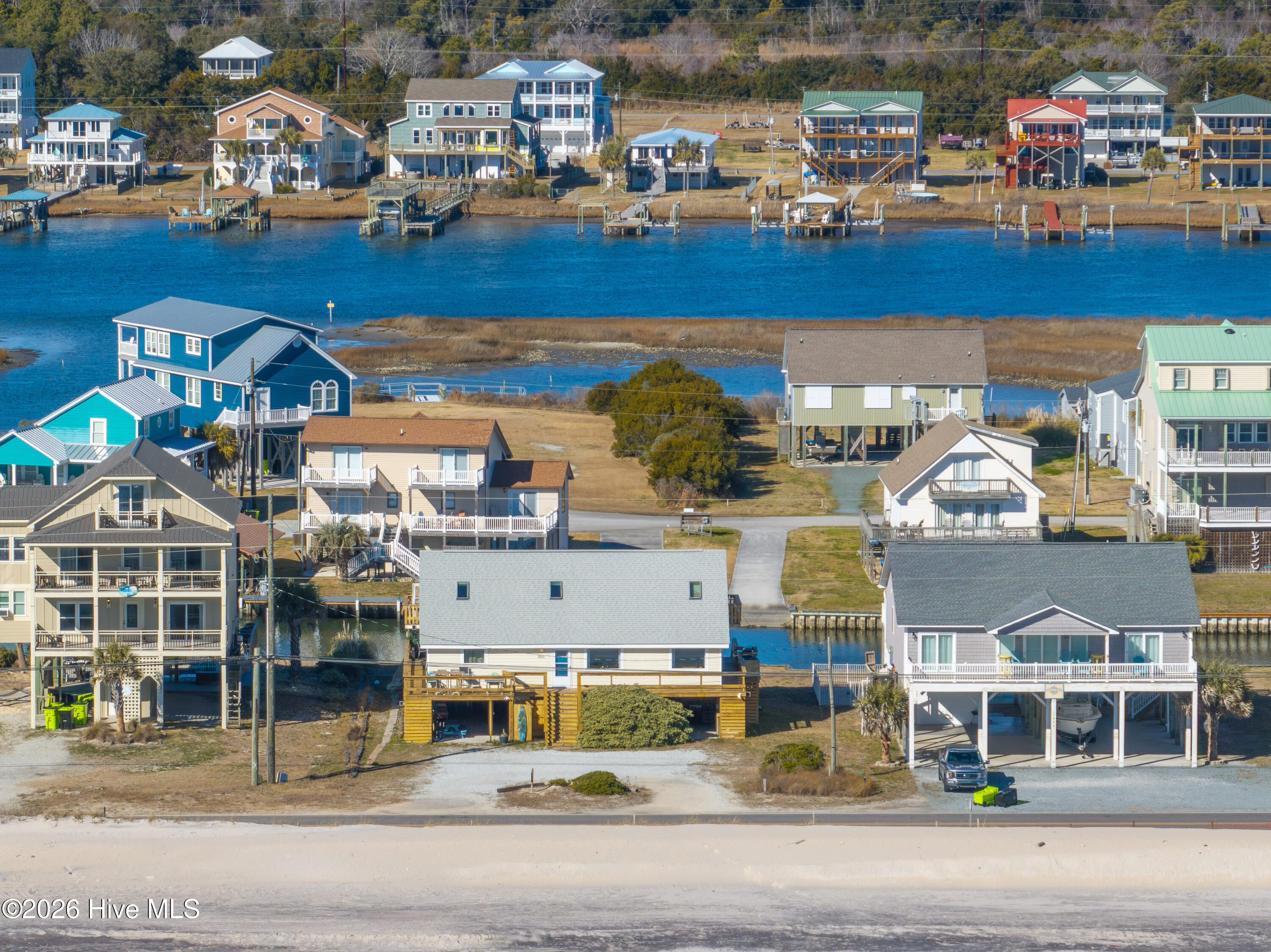1601 New River Inlet Road Property Photo 9