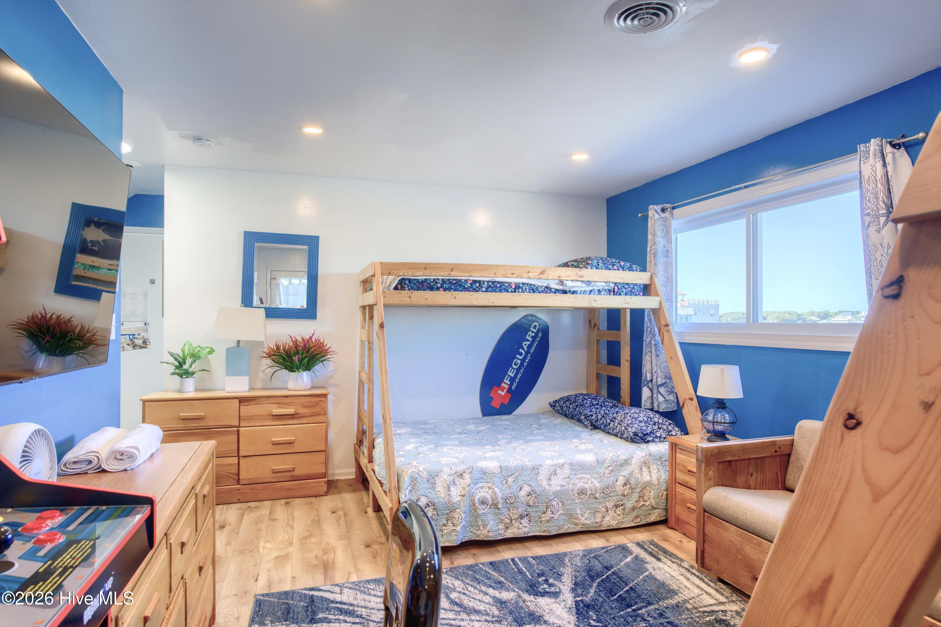 1601 New River Inlet Road Property Photo 39