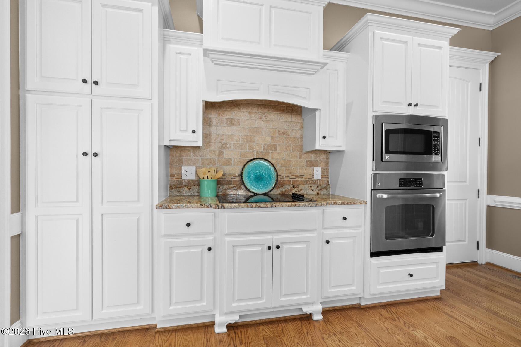 1030 Red Oak Hills Road Property Photo 7