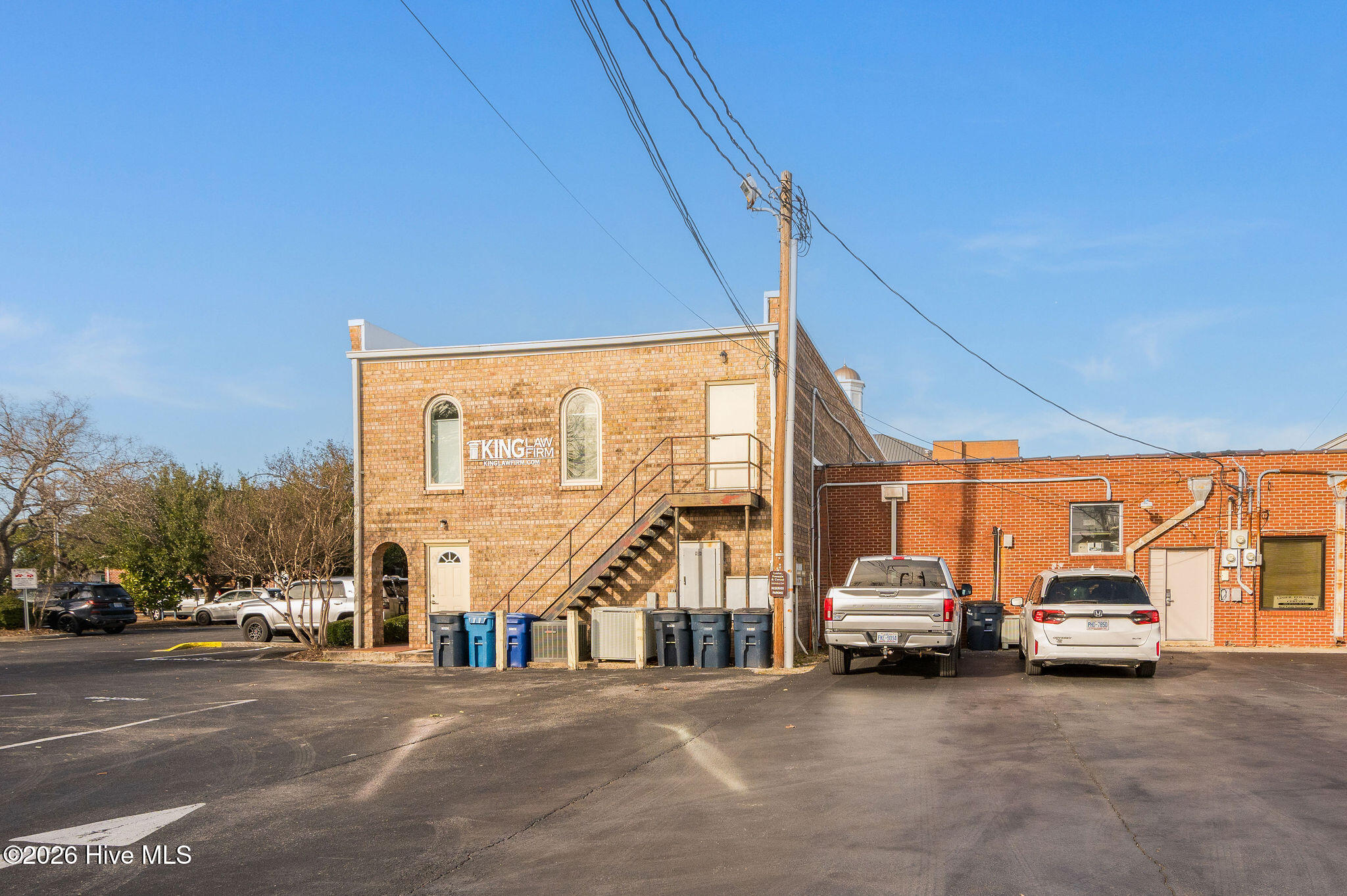 112 Old Bridge Street Property Photo 3