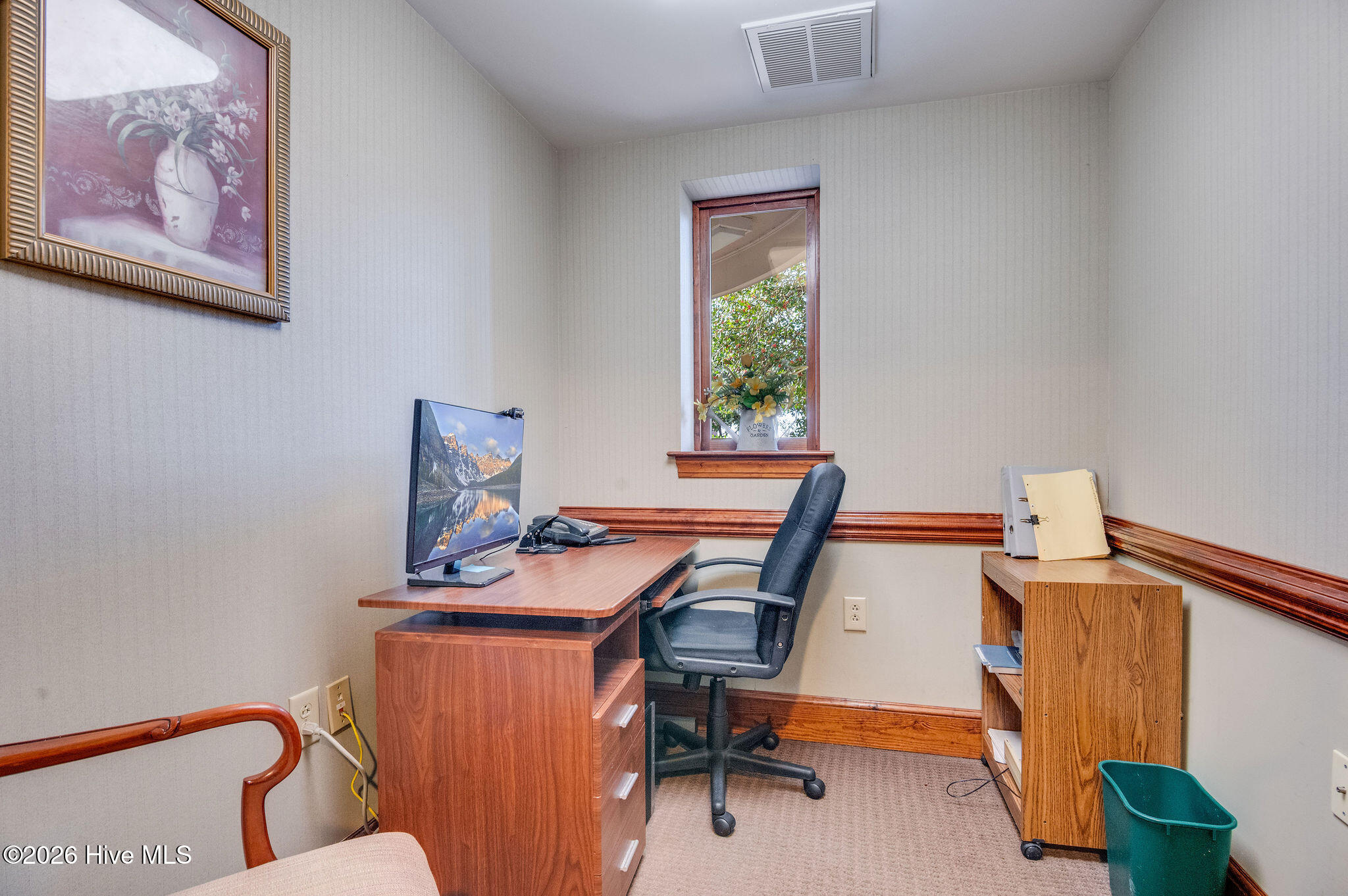 112 Old Bridge Street Property Photo 12