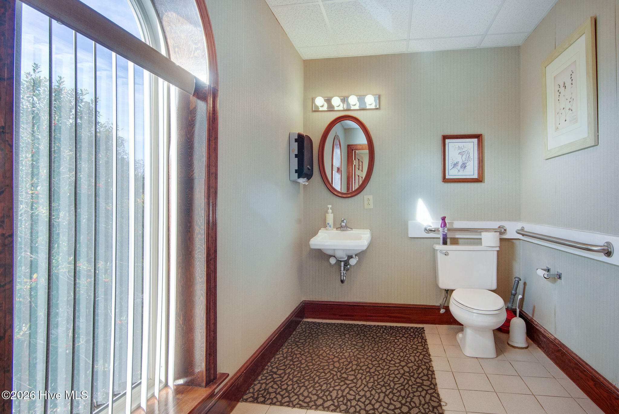 112 Old Bridge Street Property Photo 38