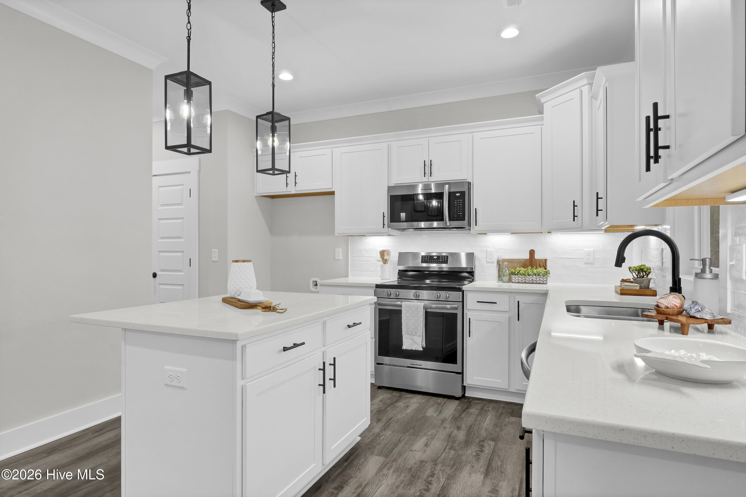 163 Bayshore Drive Property Photo 15