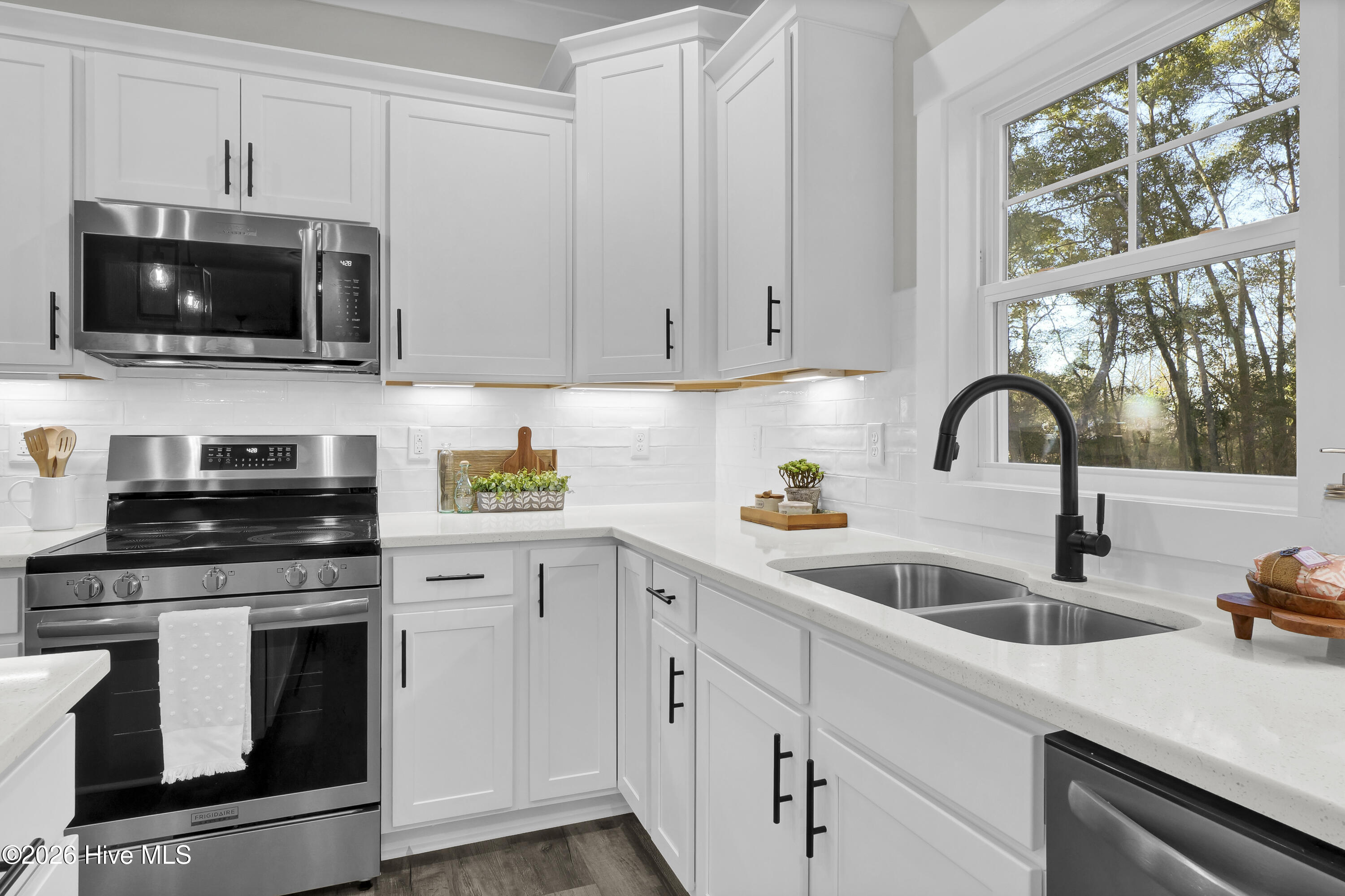 163 Bayshore Drive Property Photo 17