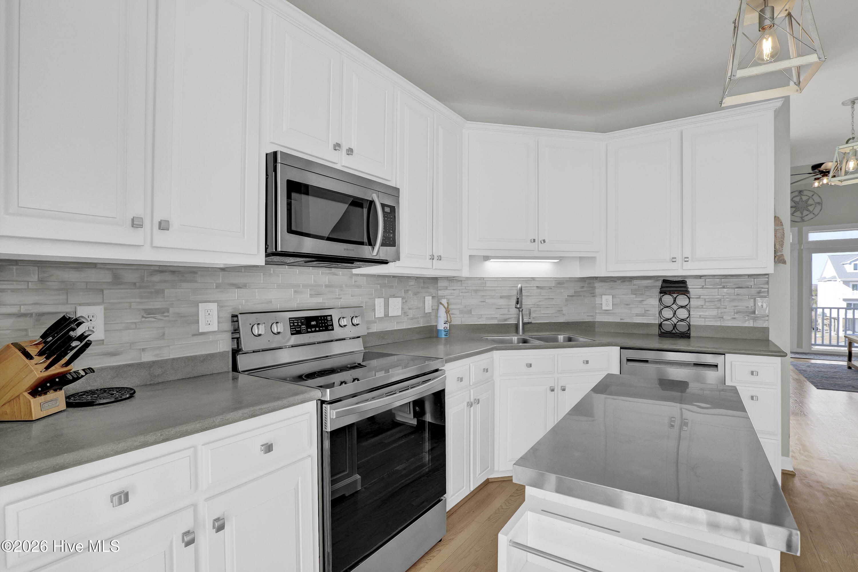 3809 Island Drive Property Photo 13
