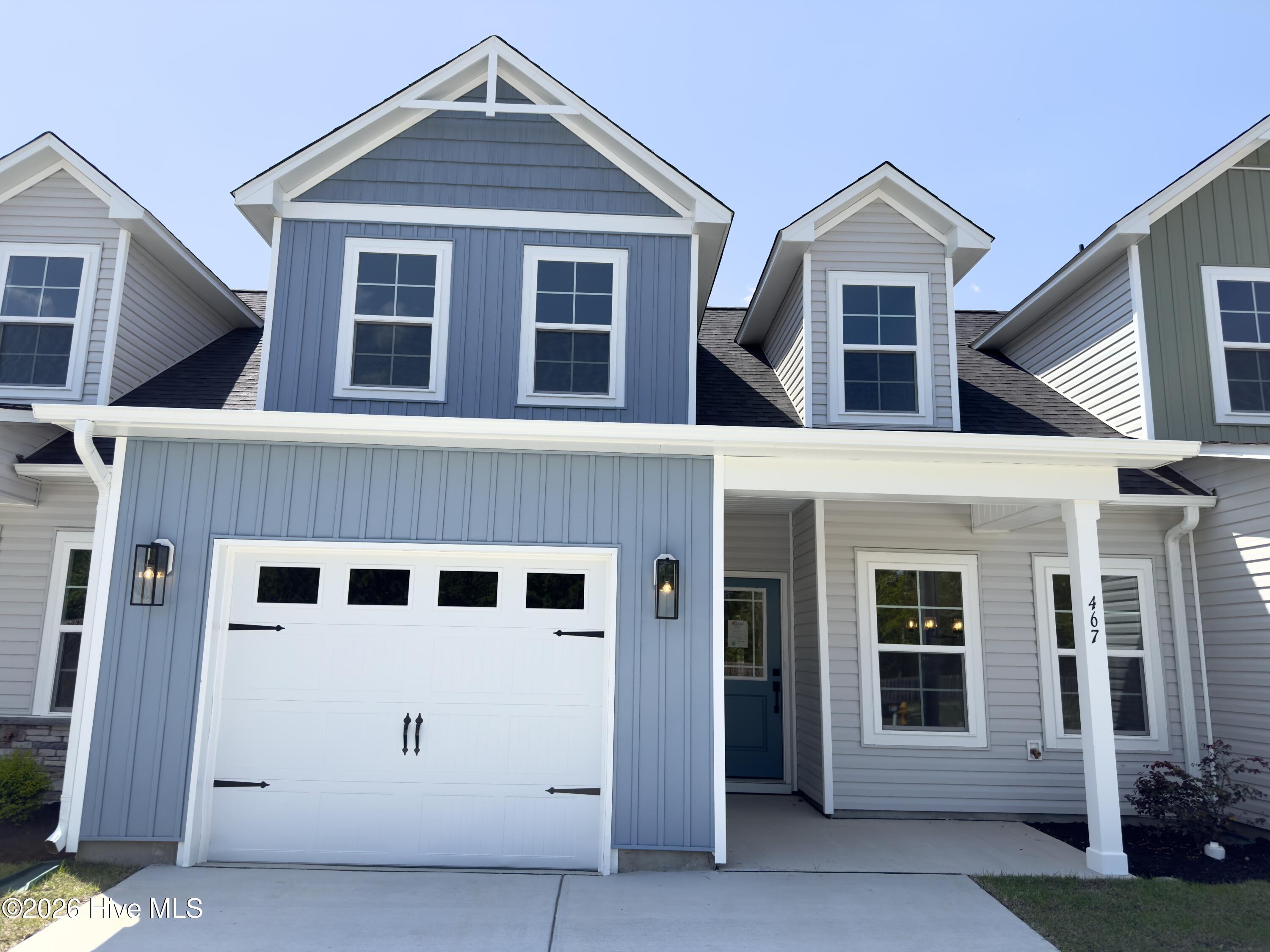 467 Timbercrest Circle Se Property Photo 1