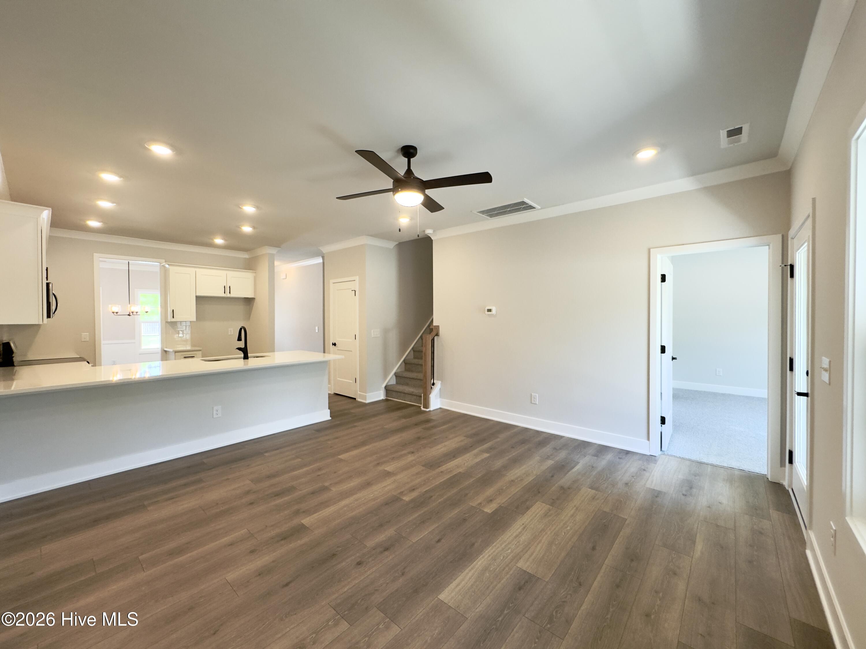 467 Timbercrest Circle Se Property Photo 9