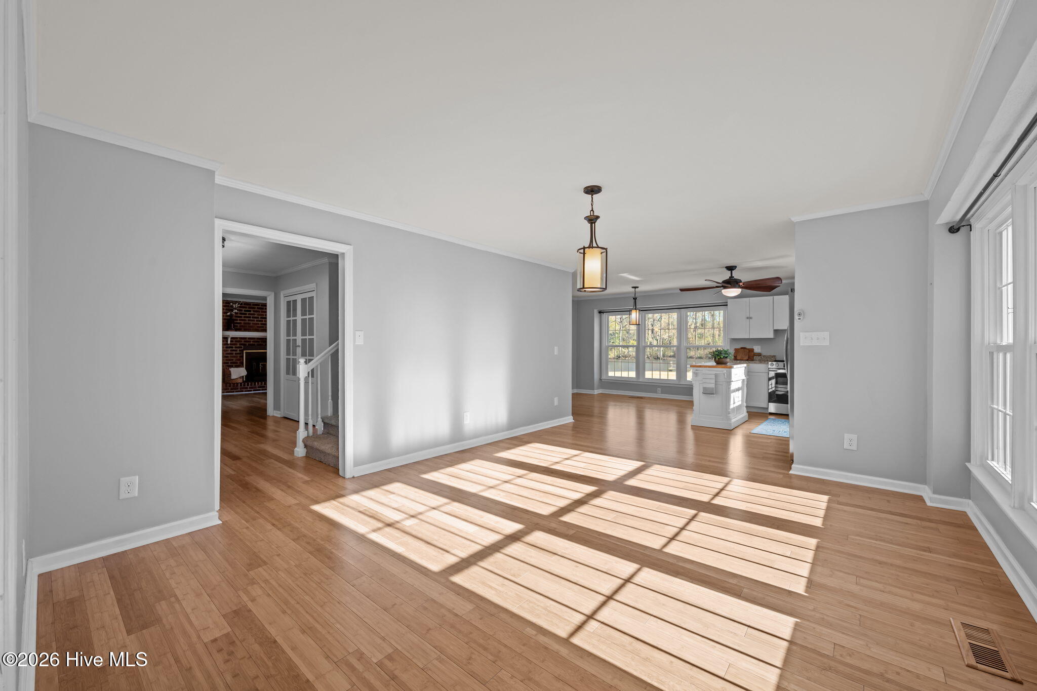 236 Shoreline Drive Property Photo 16