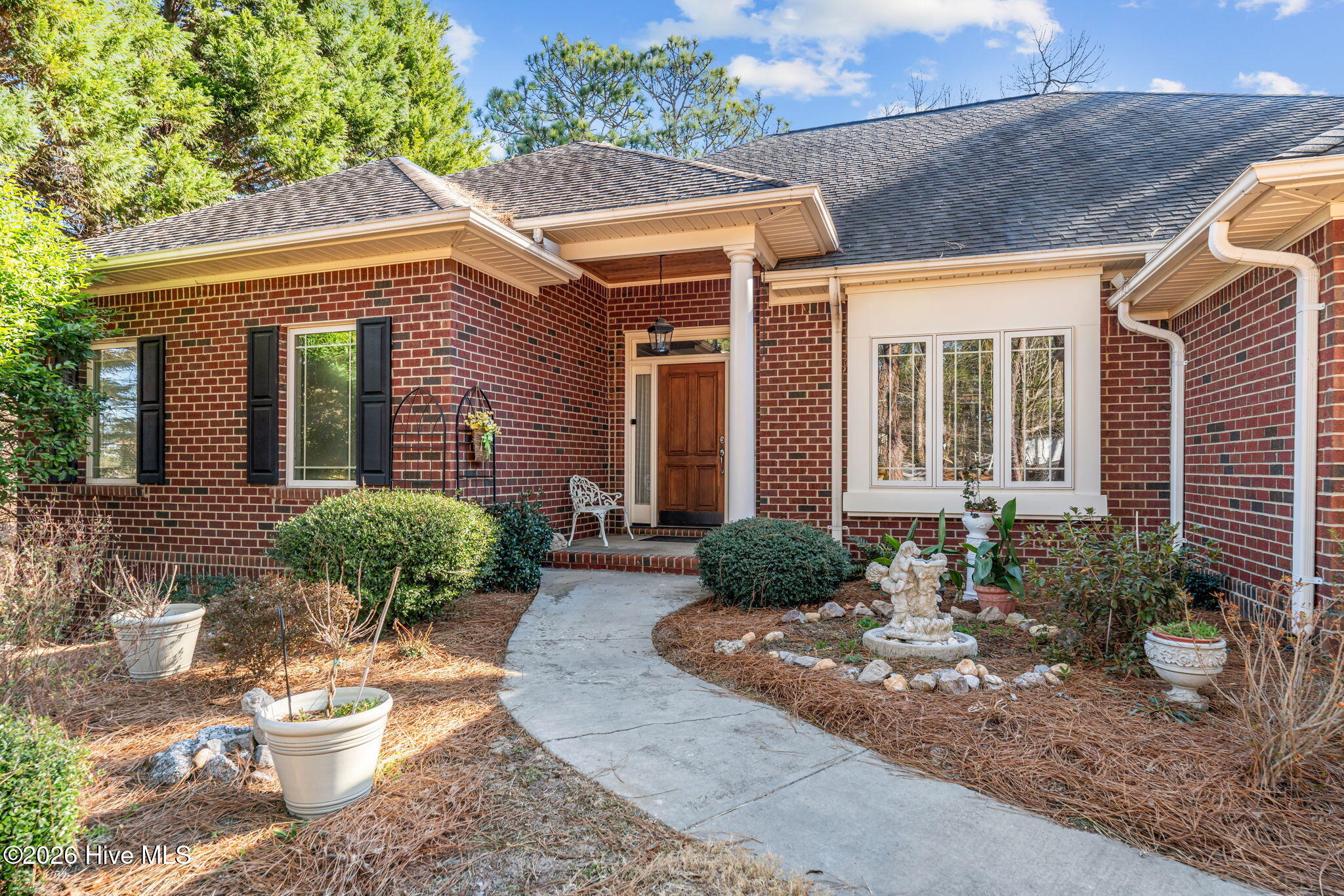106 Clay Circle Property Photo 2