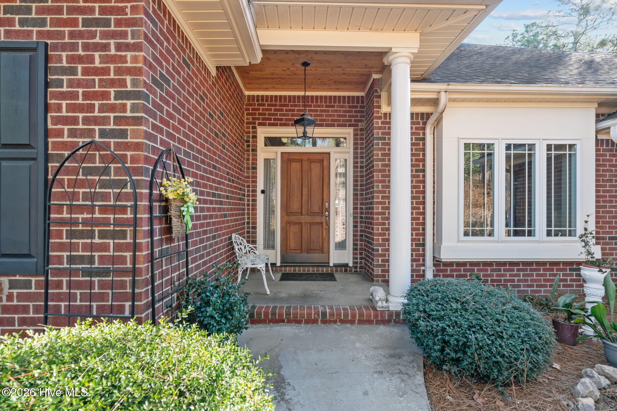 106 Clay Circle Property Photo 3