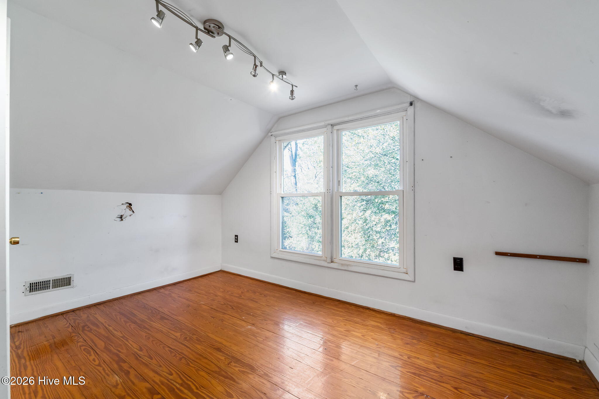 376 Foxfire Road Property Photo 16
